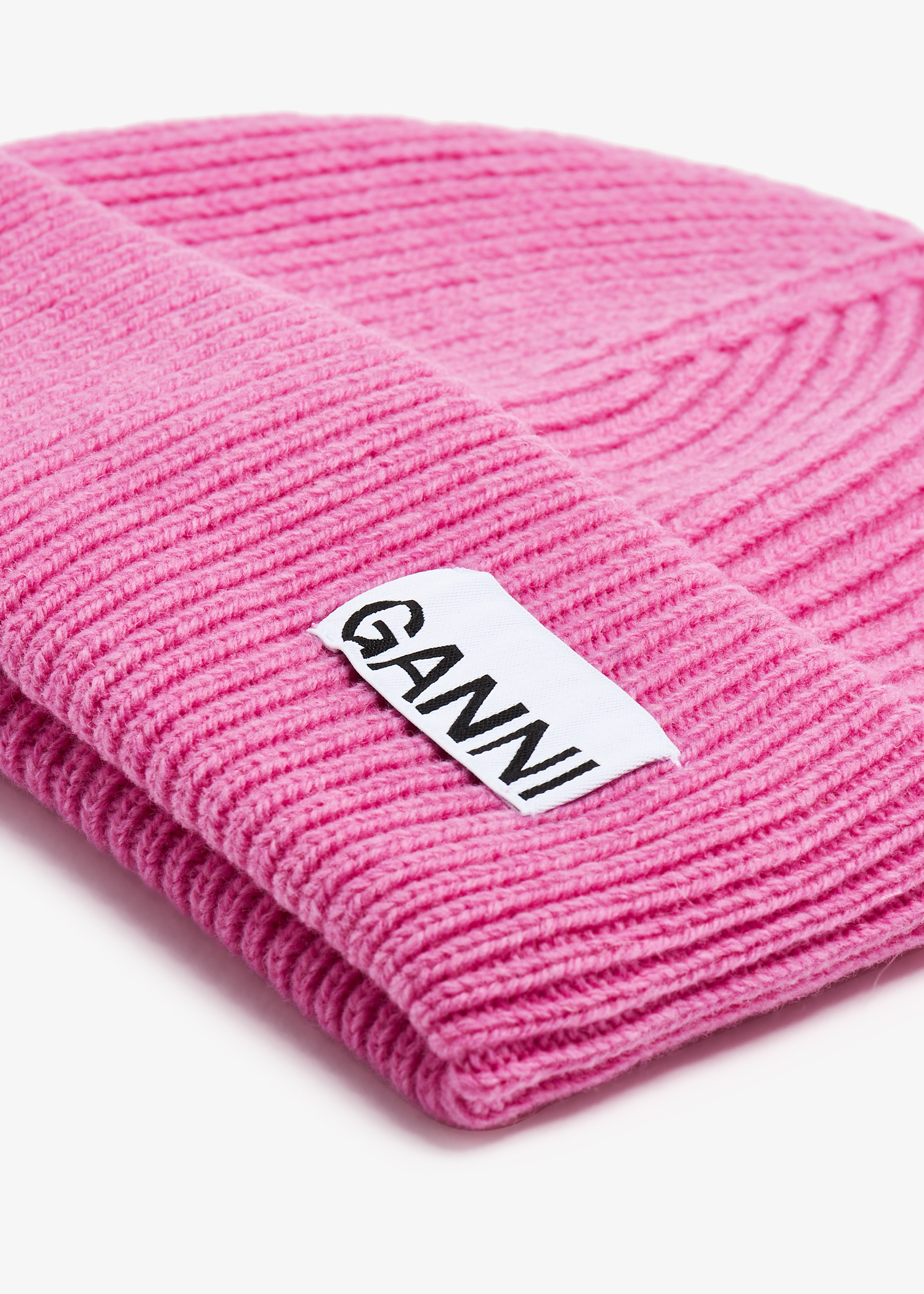 Ganni Fitted wool rib knit beanie for Women - Pink in UAE | Level