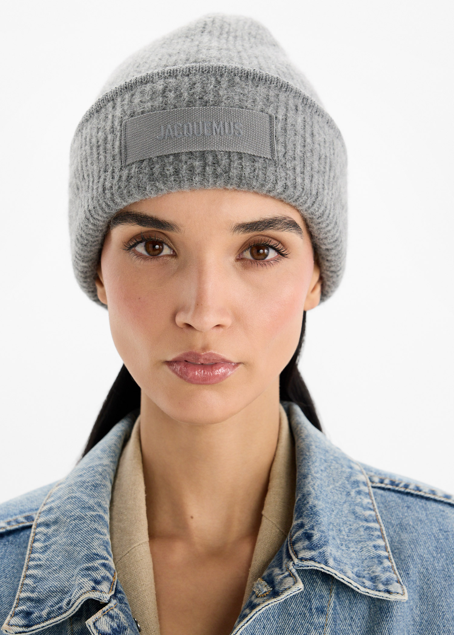 Jacquemus Le Bonnet Gros Grain beanie for Women - Grey in UAE