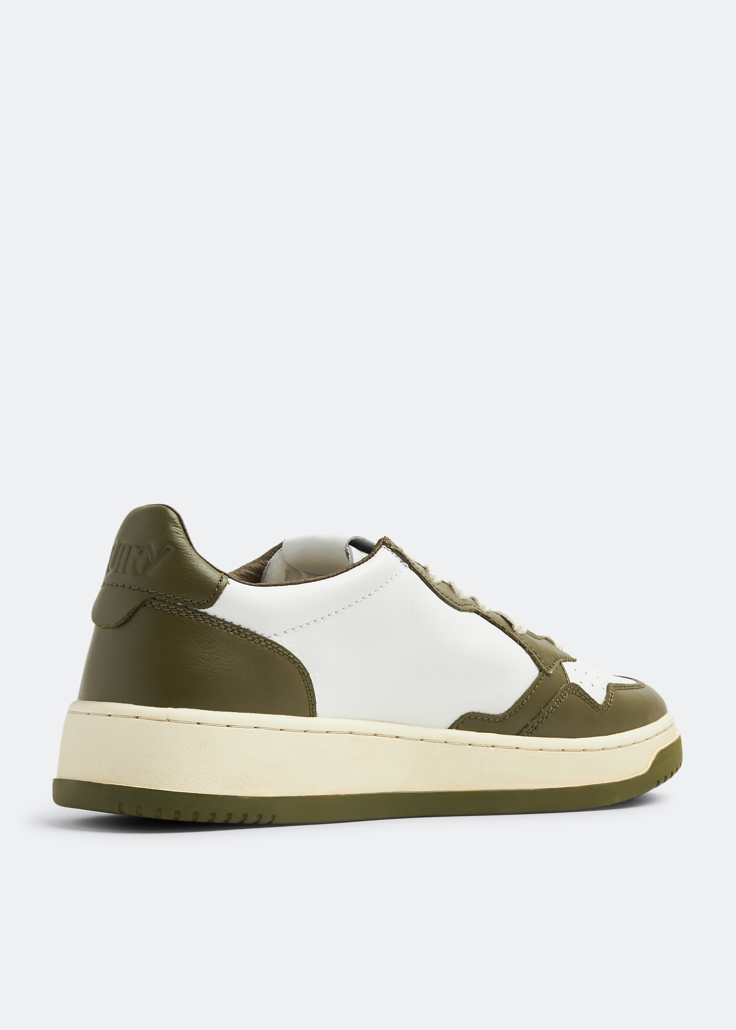 Autry Medalist low sneakers for Men - Green in UAE | Level Shoes