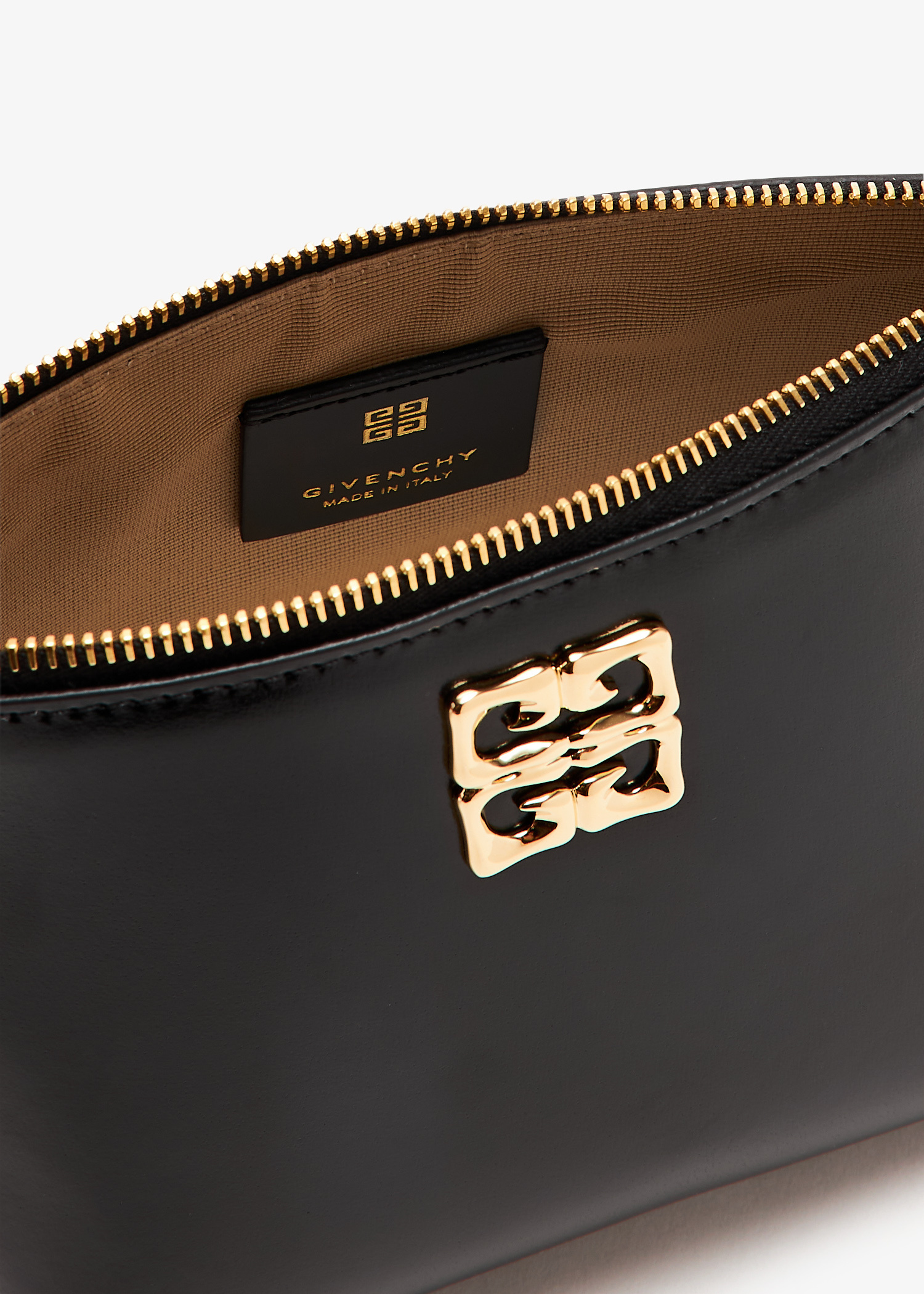 【関税込み】Givenchy ブラック 4G Liquid ポーチ Small 4G Liquid pouch in Box leather with chain | Givenchy