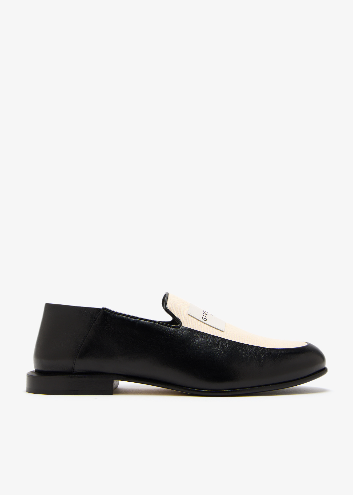Givenchy Label loafers for Women - Black in UAE | Level Shoes