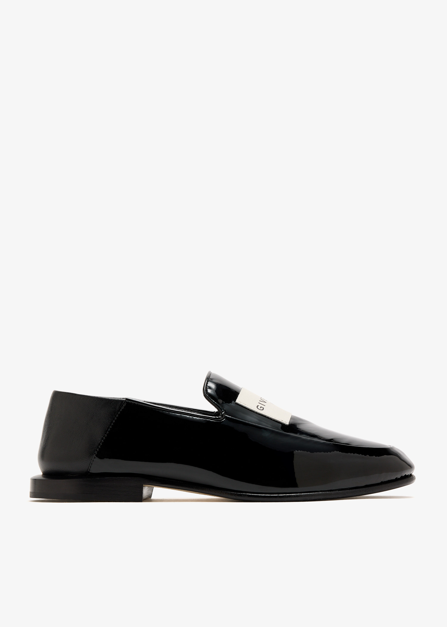 Givenchy Label loafers for Women - Black in UAE | Level Shoes