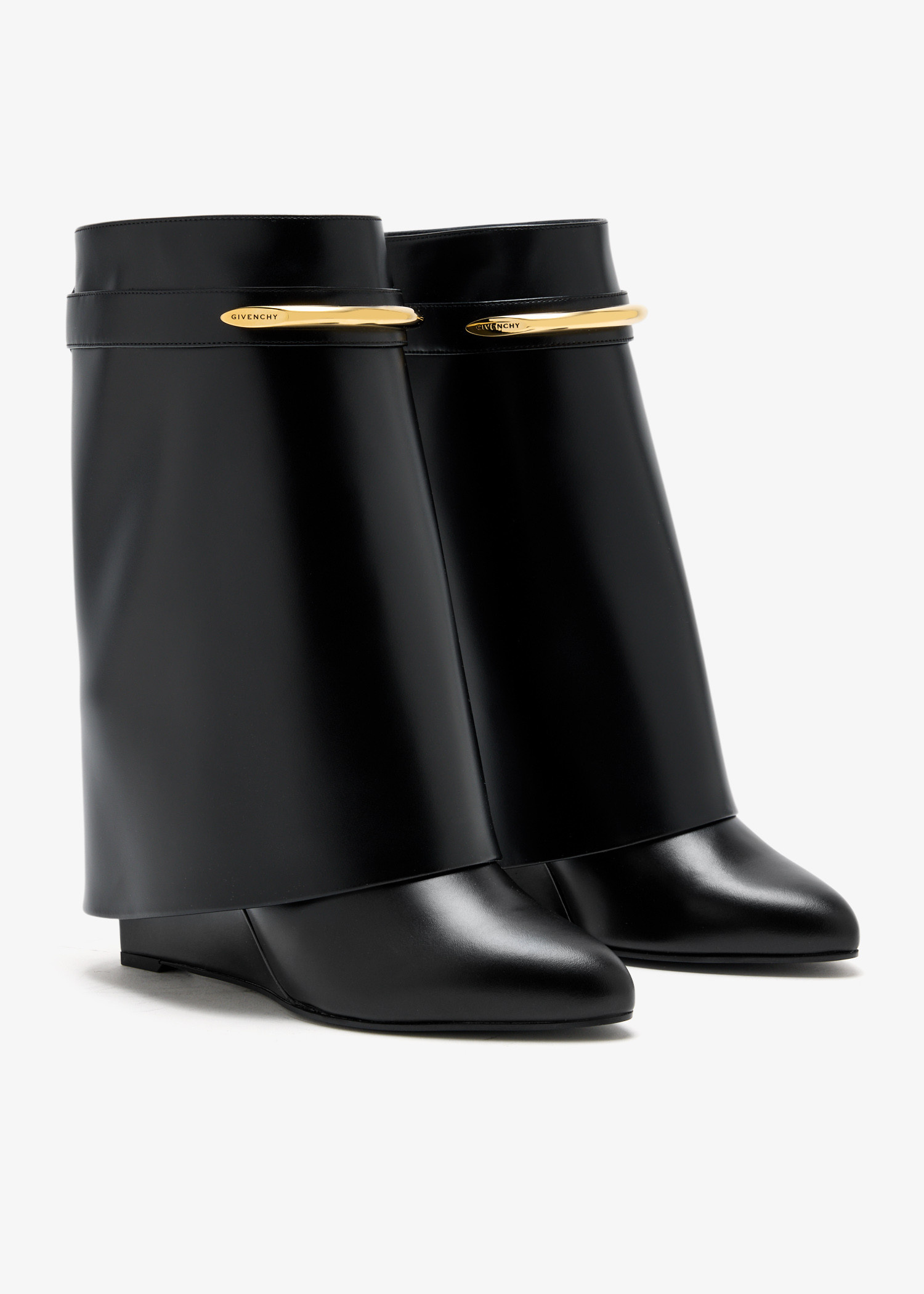 Givenchy Shark Pinch ankle boots for Women - Black in UAE | Level