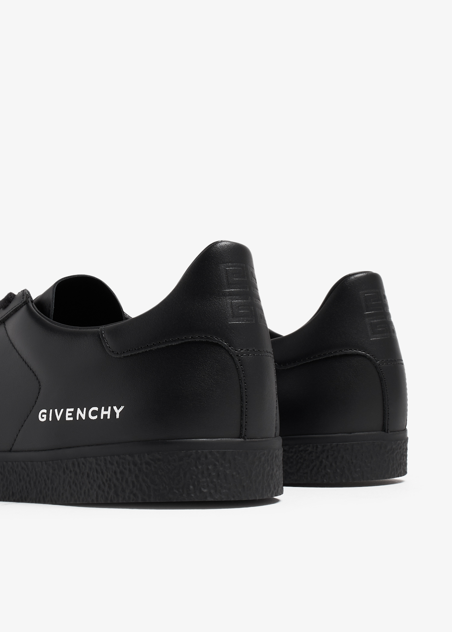Givenchy Town sneakers for Men - Black in UAE | Level Shoes