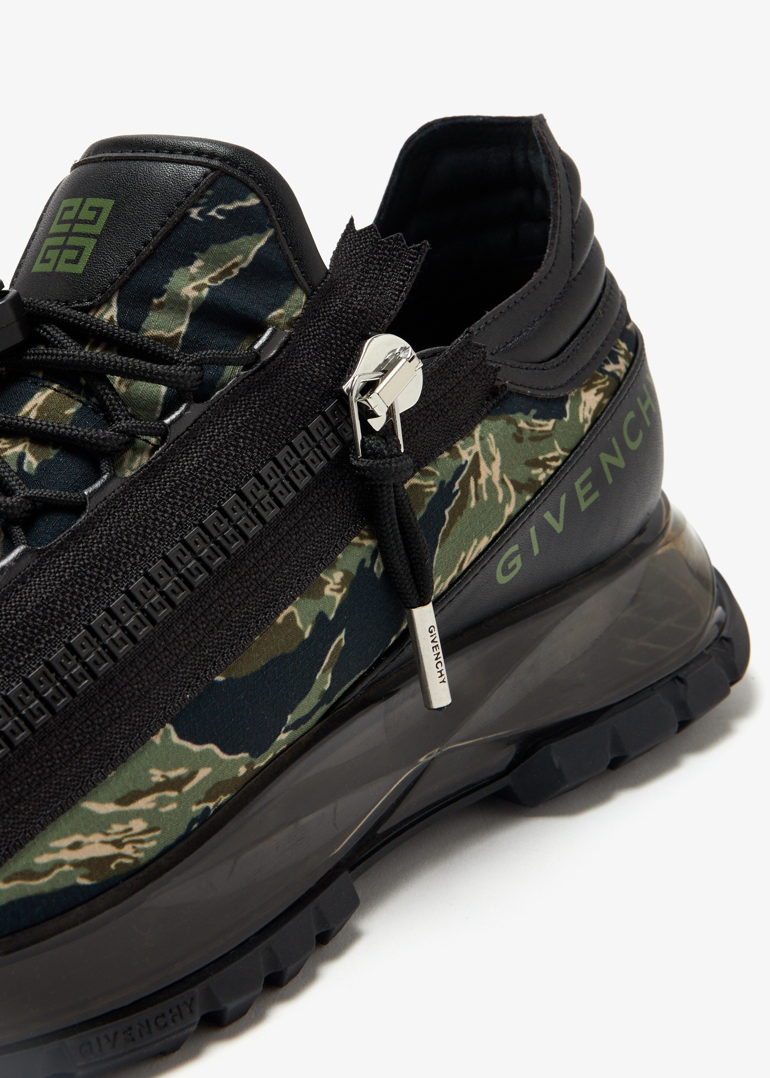 Givenchy Spectre sneakers for Men - Printed in UAE | Level Shoes