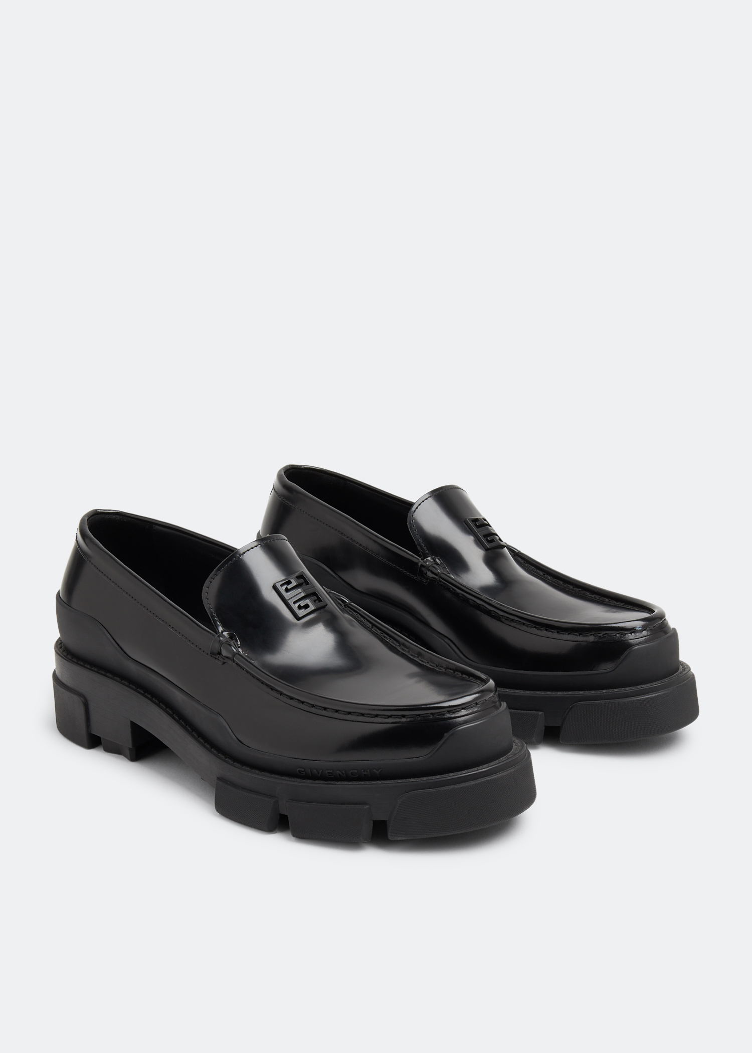 Givenchy Terra loafers for Men - Black in UAE | Level Shoes