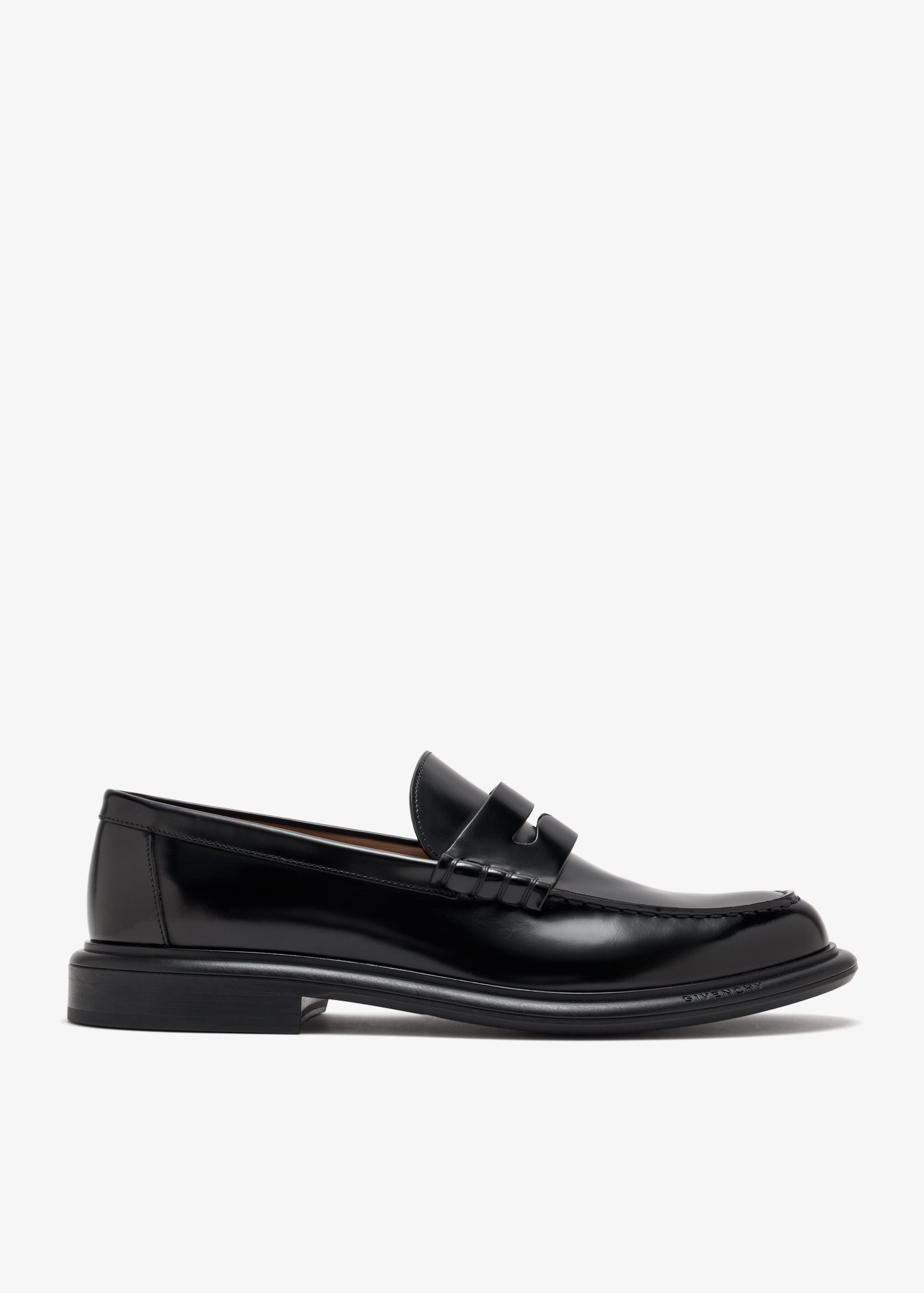 Givenchy Gent loafers for Men - Black in UAE | Level Shoes