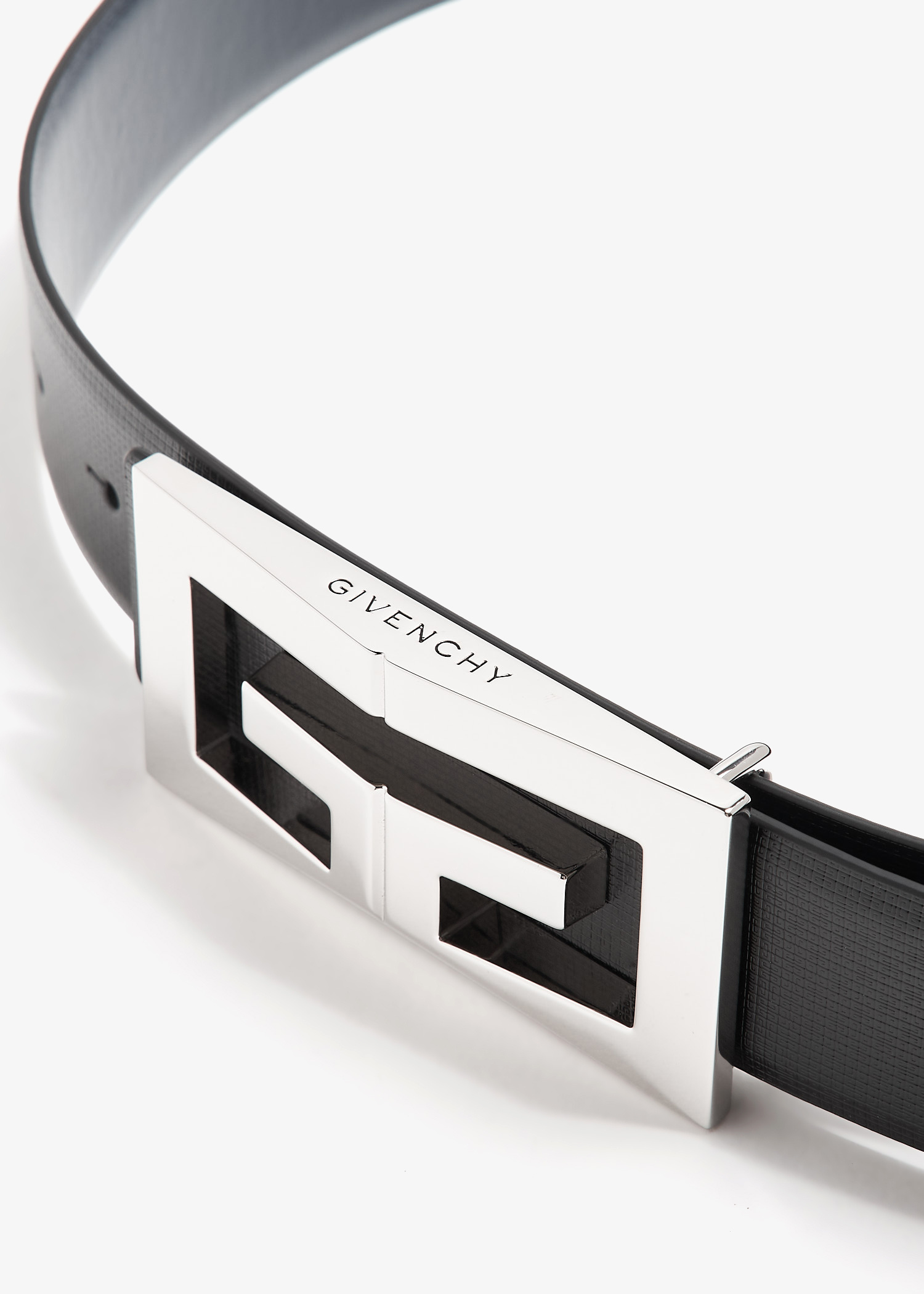 Givenchy 2G reversible belt for Men - Black in UAE | Level Shoes