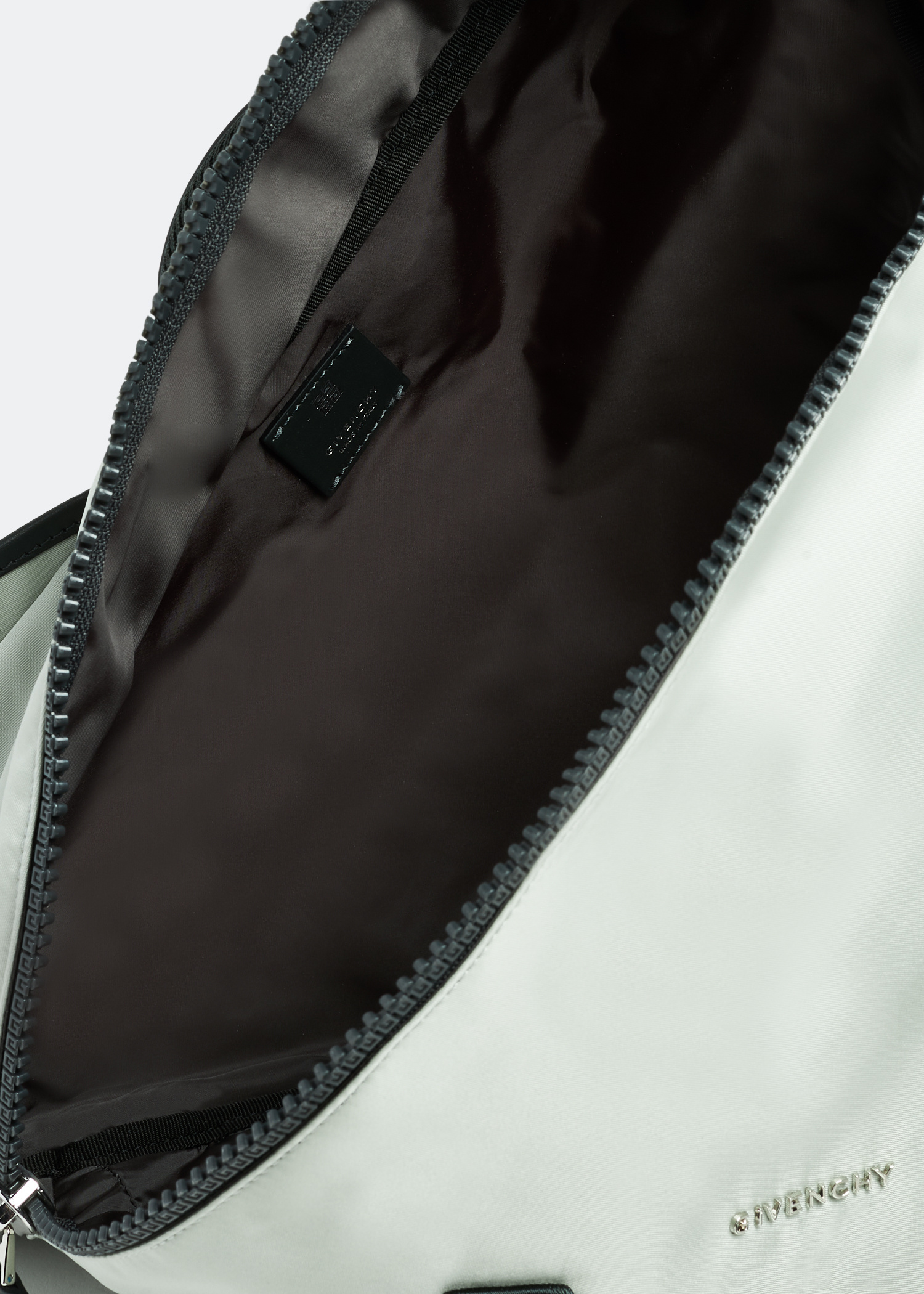 新品　VAKT.bag S / BLACK SHISHIKUI バクト　シシクイ 新品 VAKT.bag S / BLACK SHISHIKUI バクト シシクイ VAKT. bag