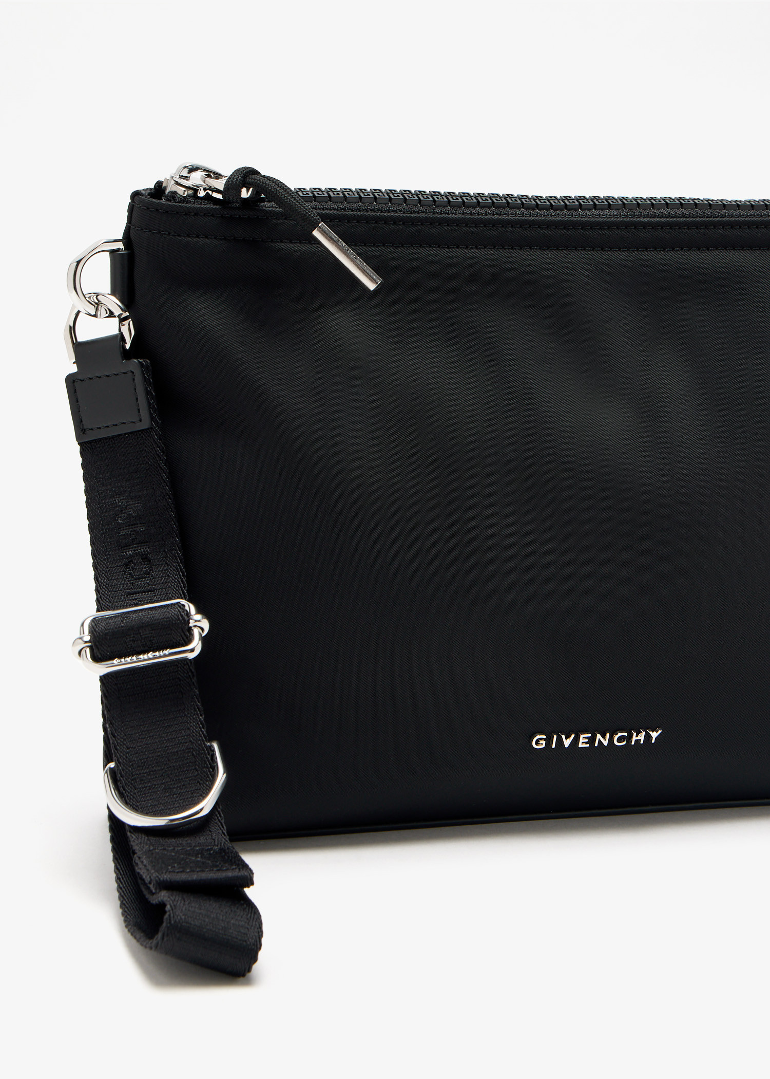 【GIVENCHY】Voyou small pouch black Logo ポーチ ロゴ Givenchy Voyou Small Pouch Bag in Shiny Crinkled Leather