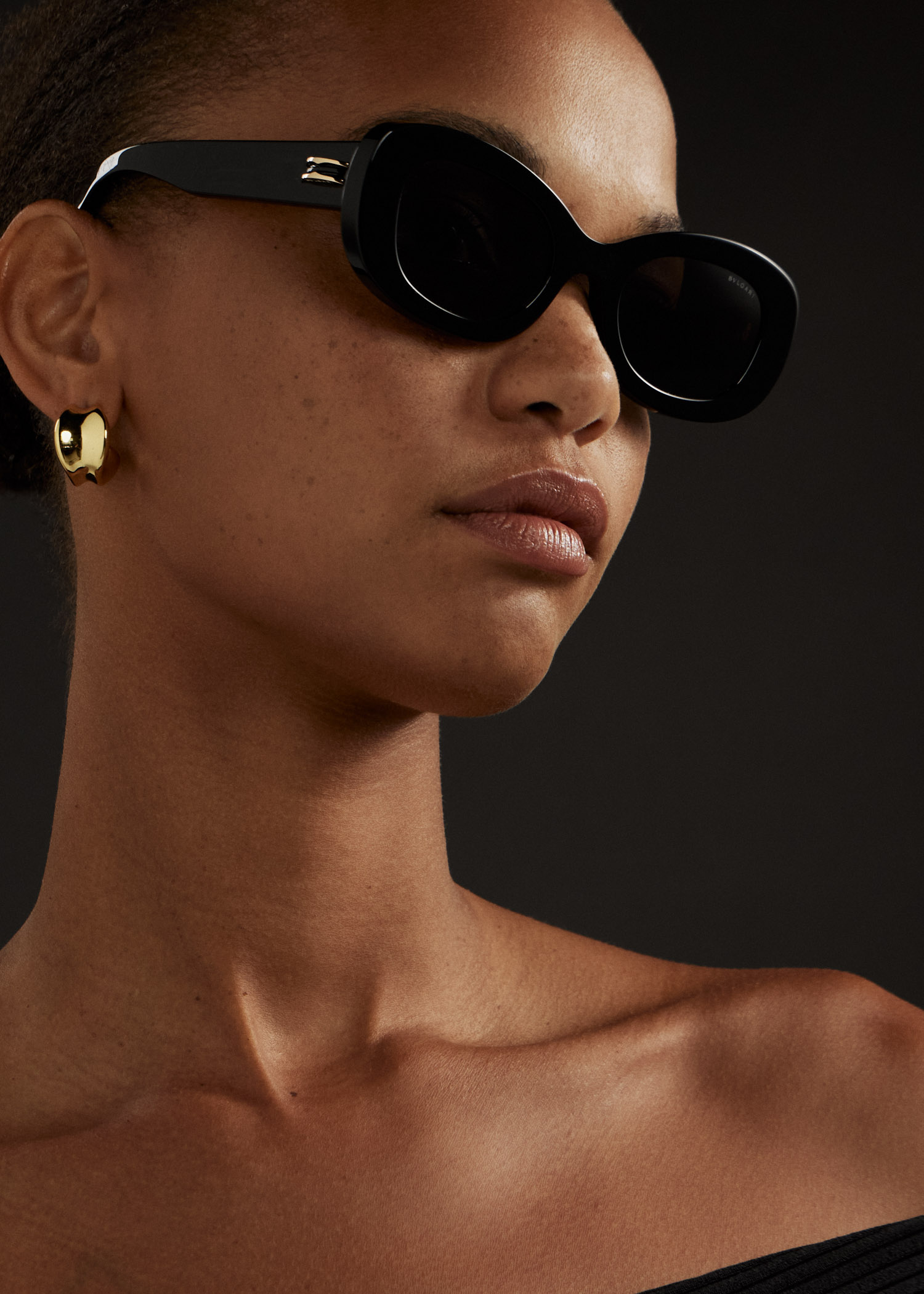 BVLGARI B.zero1 oval sunglasses for Women - Black in UAE