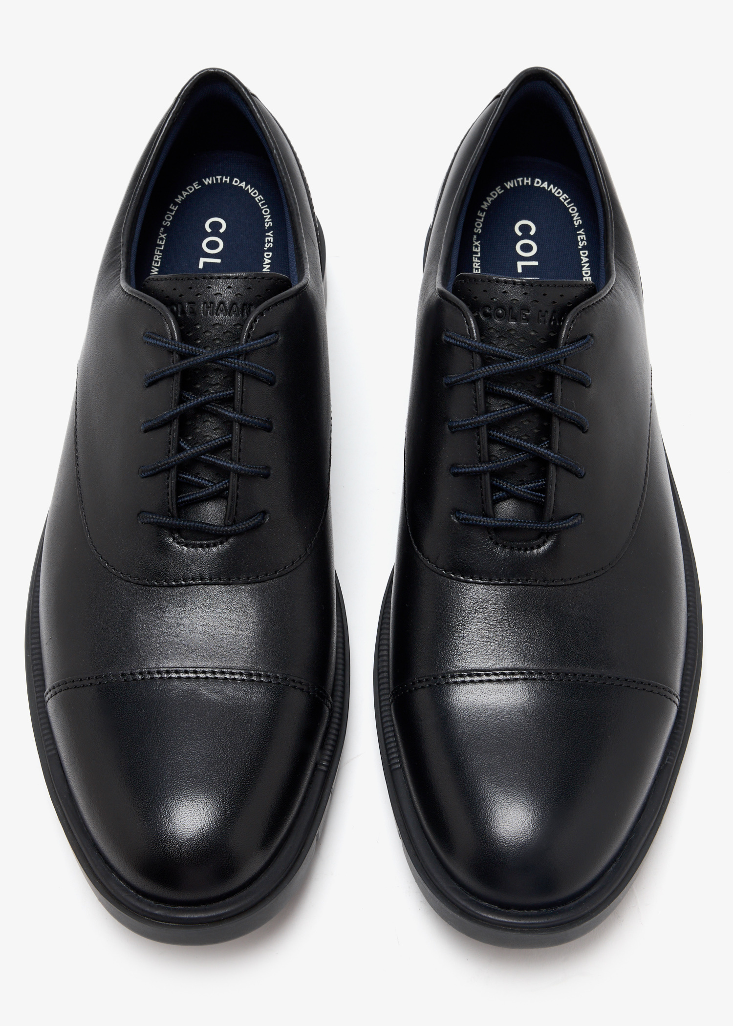 Cole Haan GrandFlex Dress Oxford shoes for Men - Black in  display picture 2