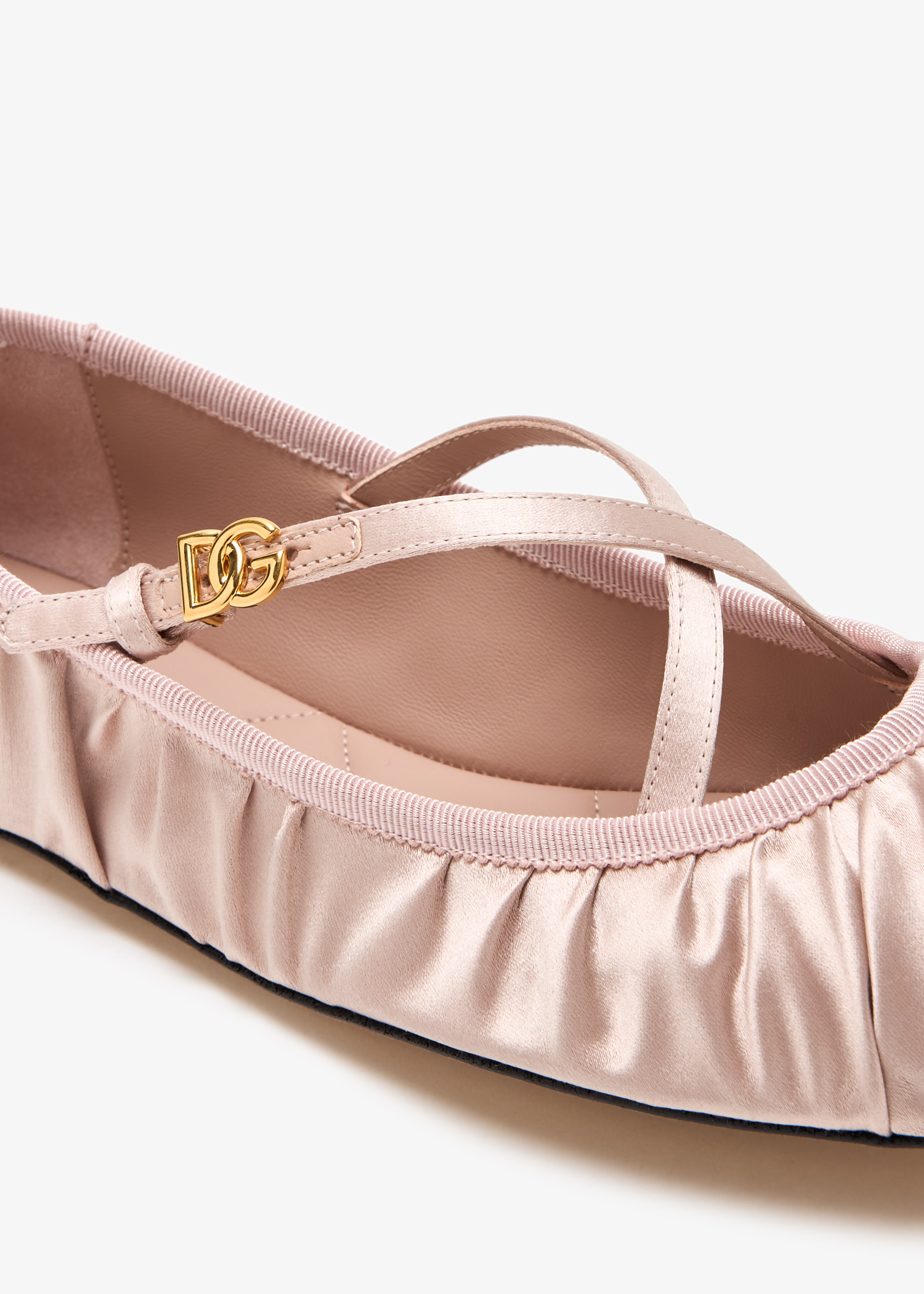 【関税&送料込】Dolce & Gabbana Satin Ballerina Satin ballet flats in Red for Women | Dolce&Gabbana® US