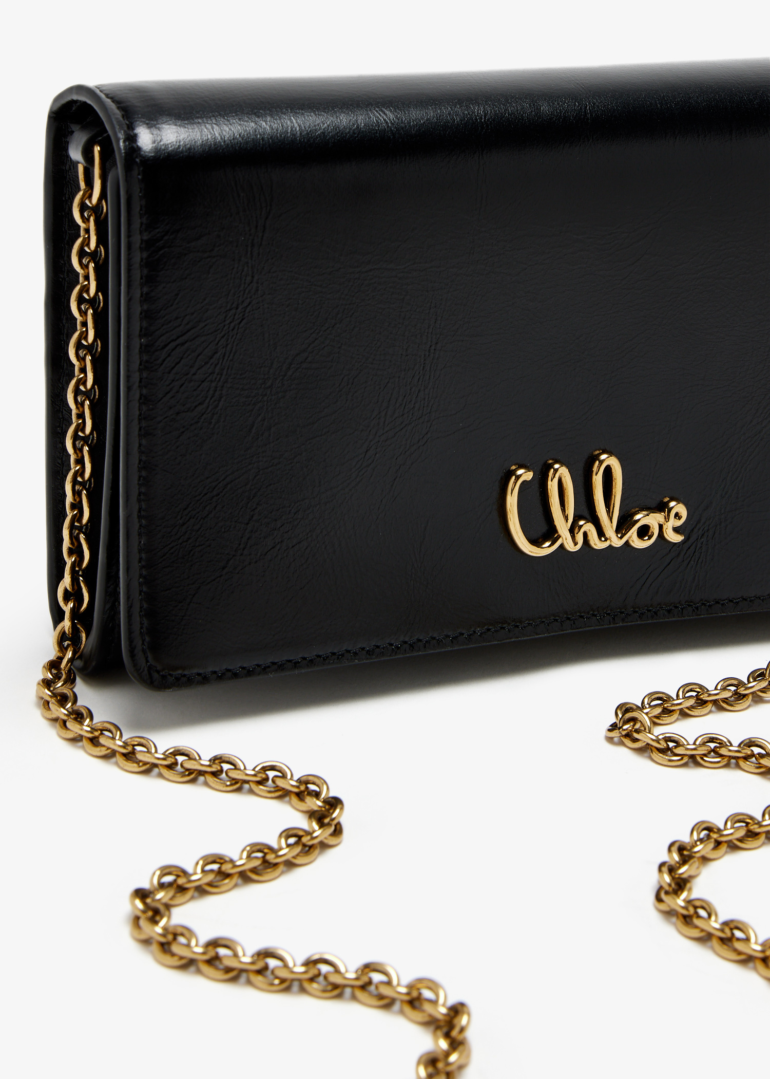 ショルダーバッグ・ポシェット CHLOE ICONIC LEATHER FLAP AND CHAIN WALLET Chloé Chloé Iconic Flap Wallet On Chain In Patent Leather