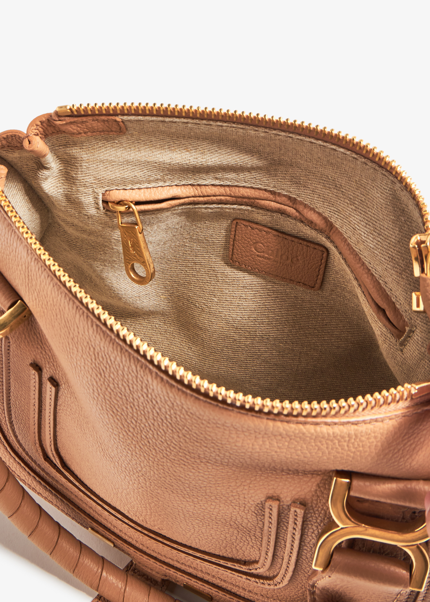 Chloe マルシ ミティアム トトハック CHC24AS660N90 001 Chloé Small Marcie bag for Women - Beige in UAE | Level Shoes