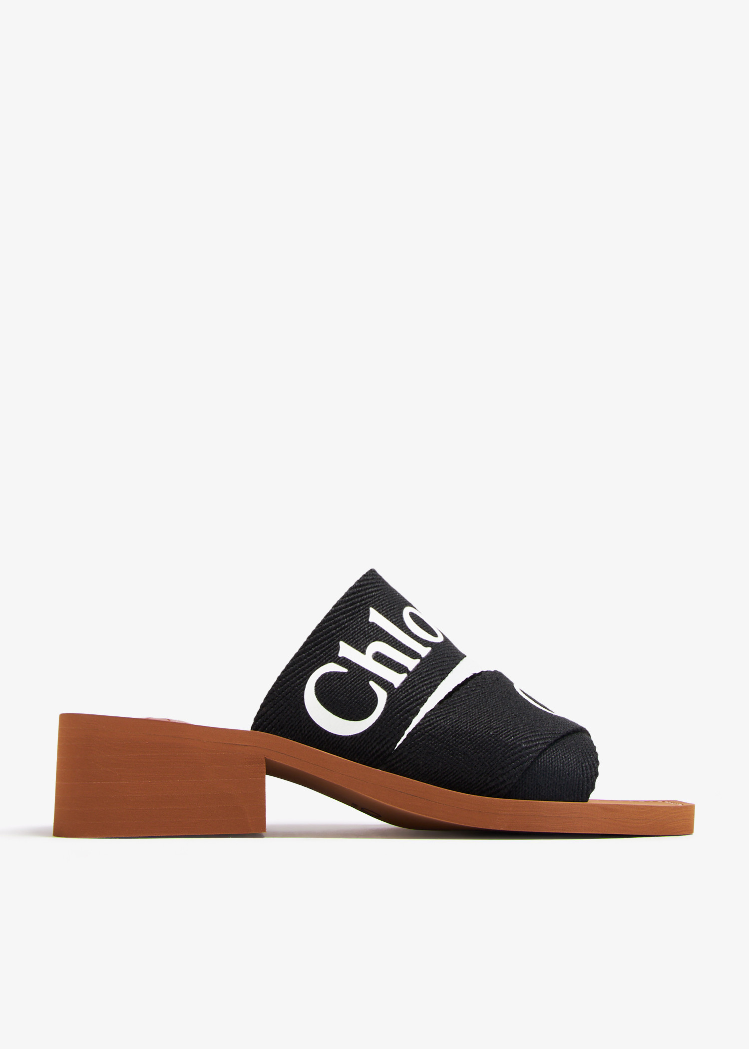 【Chloe】Charm Heeled Mules ブラック Chloé Women's Charms Mules | Bloomingdale's