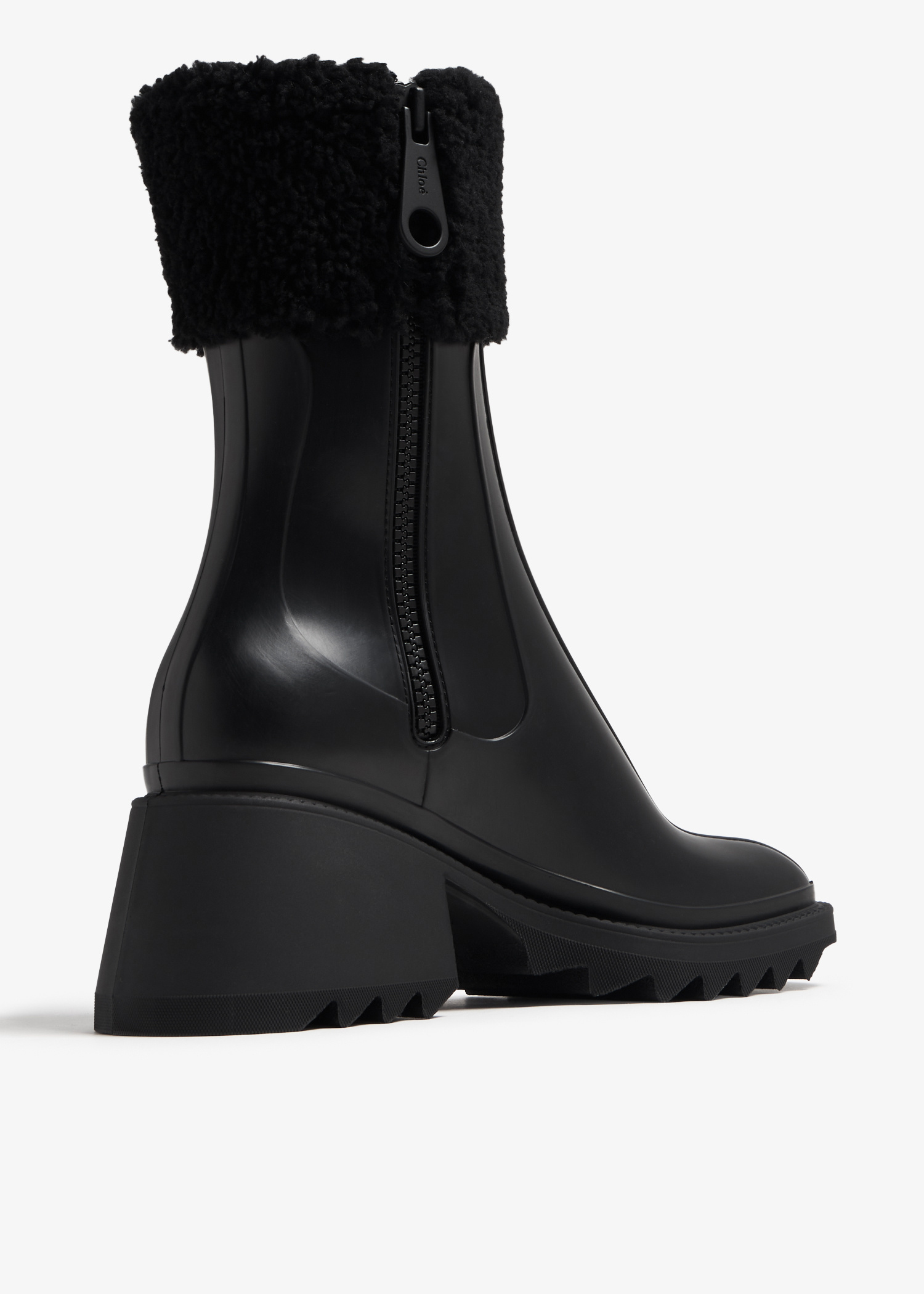 【Chloe】関税込★おしゃれ過ぎ★Betty rain boots Chloé Betty Rain Boot in Nomad beige | Chloé IN