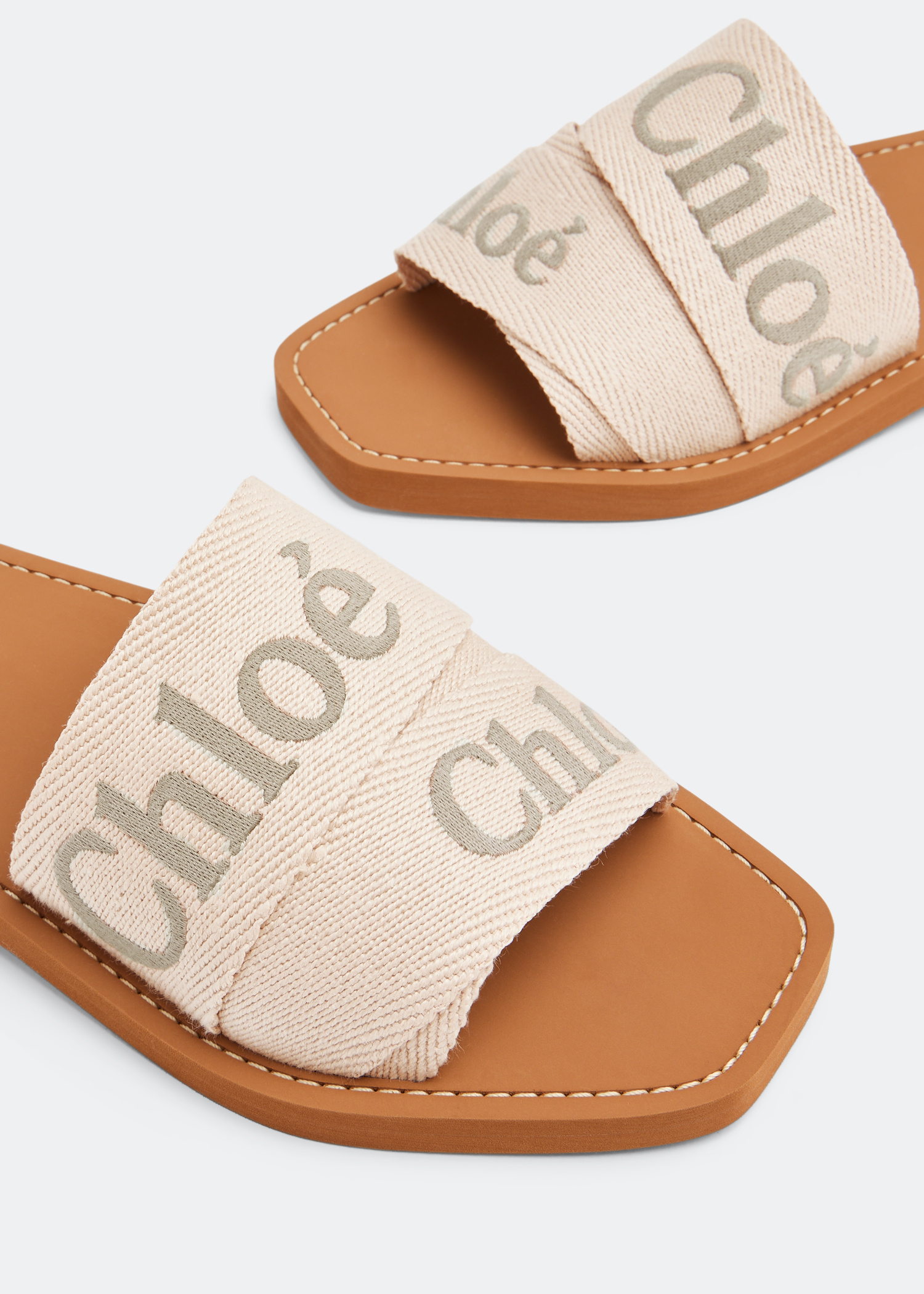 【Chloe】188 - WOODY◆CHC23U188EF Chloé Woody flat sandals for Women - Beige in USA | Level Shoes