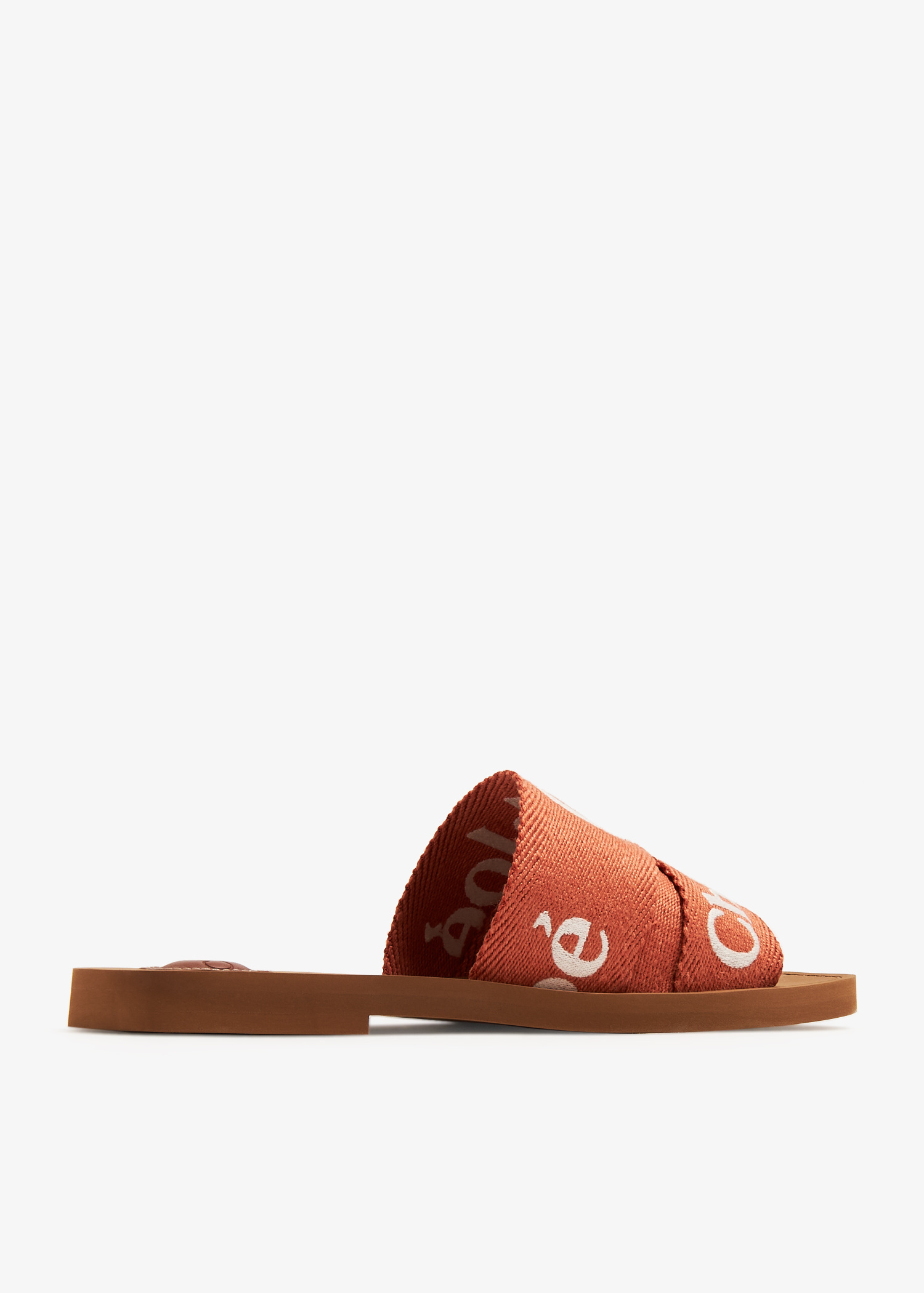 サンダル・ミュール Chloe FW25 'Woody' sandals (CHC23U188EF 26Y) Chloé Woody flat sandals for Women - Orange in Qatar | Level