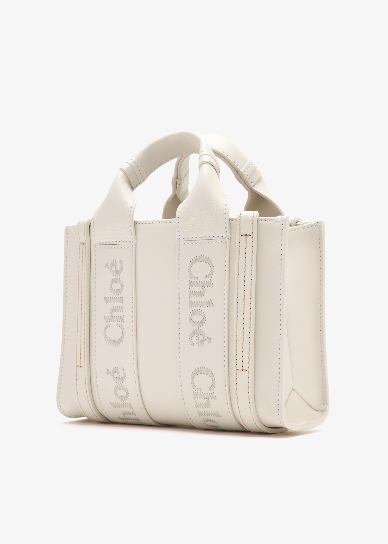 Chloé Woody mini tote bag for Women - White in UAE | Level Shoes