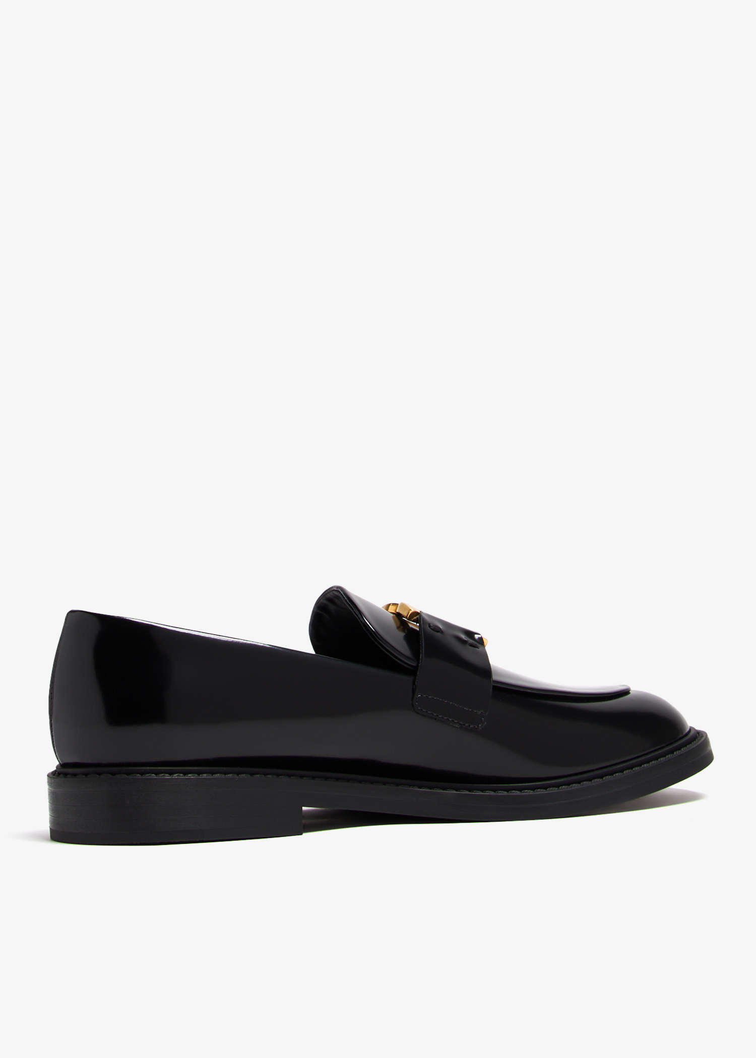 Chloe マルシ ハンフス CHC24W06RNGPATENTGOATSKIN 001 Chloé Marcie loafers for Women - Black in UAE | Level Shoes