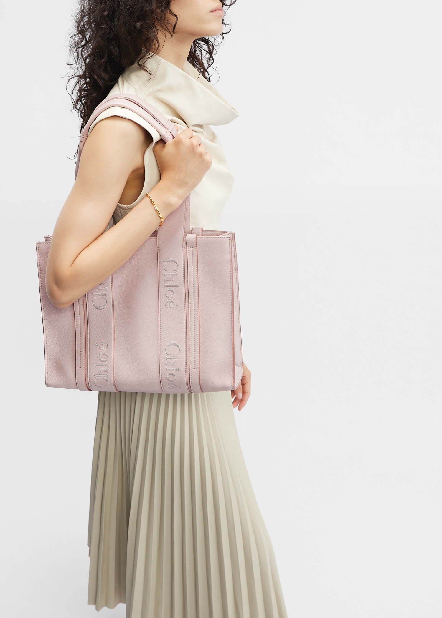 トートバッグ CHLOE Woman Tote bags Pink C22AS383I26 6J5 クロエ Chloe レディース トートバッグ ピンク – WORLDCLUB1989
