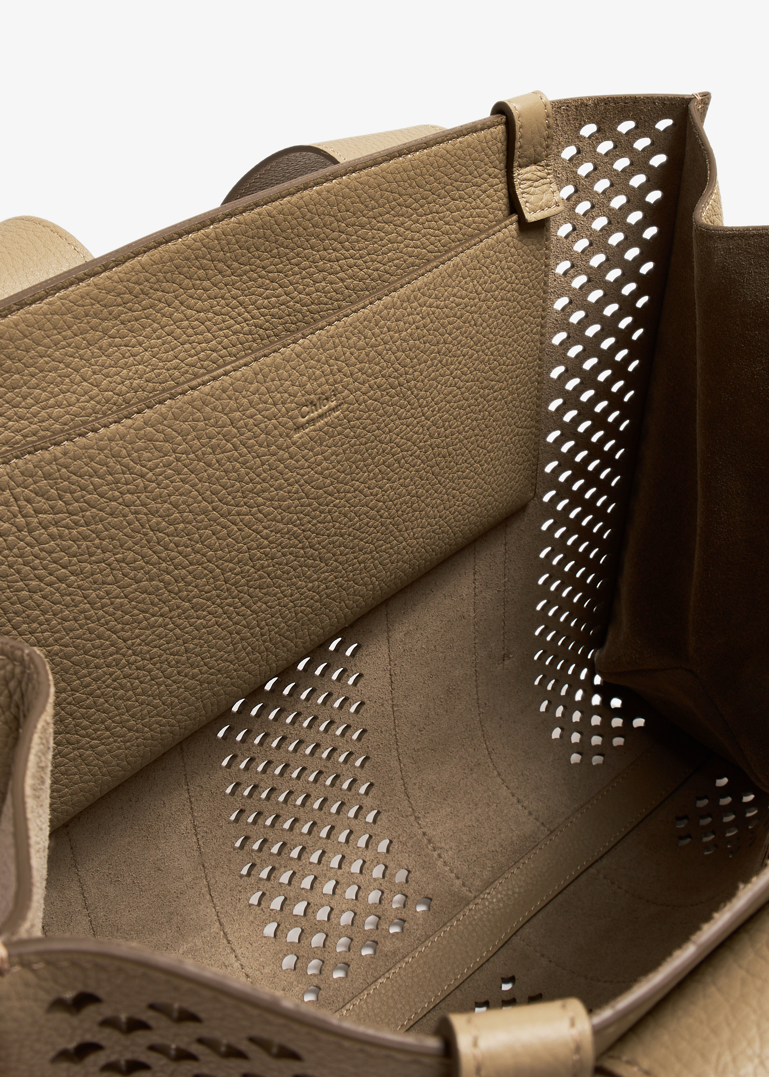 Chloé Woody medium tote bag for Women - Brown in Kuwait