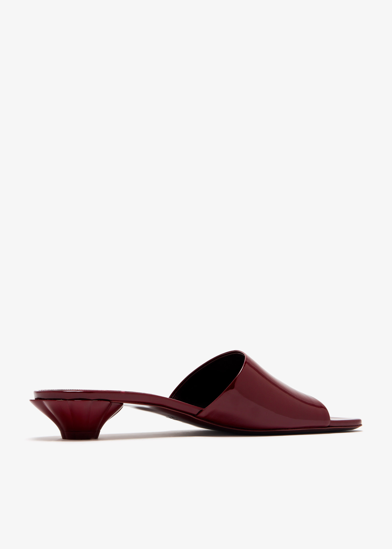 Chloé Flower sandals for Women - Burgundy in UAE | Level Shoes
