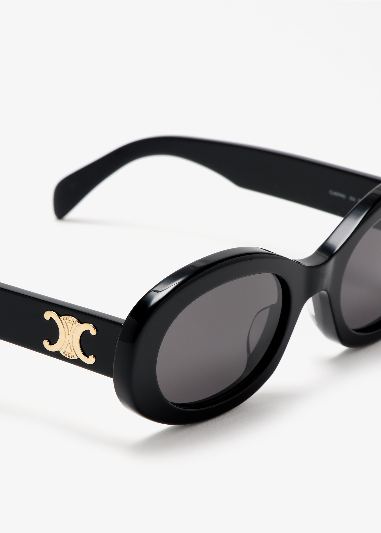 CELINE TRIOMPHE black, Gold Logo Oval
Unisex, Oval Gold Frame with Black Lenses Celine Triomphe Logo Oval Acetate Sunglasses | Neiman Marcus main image 3