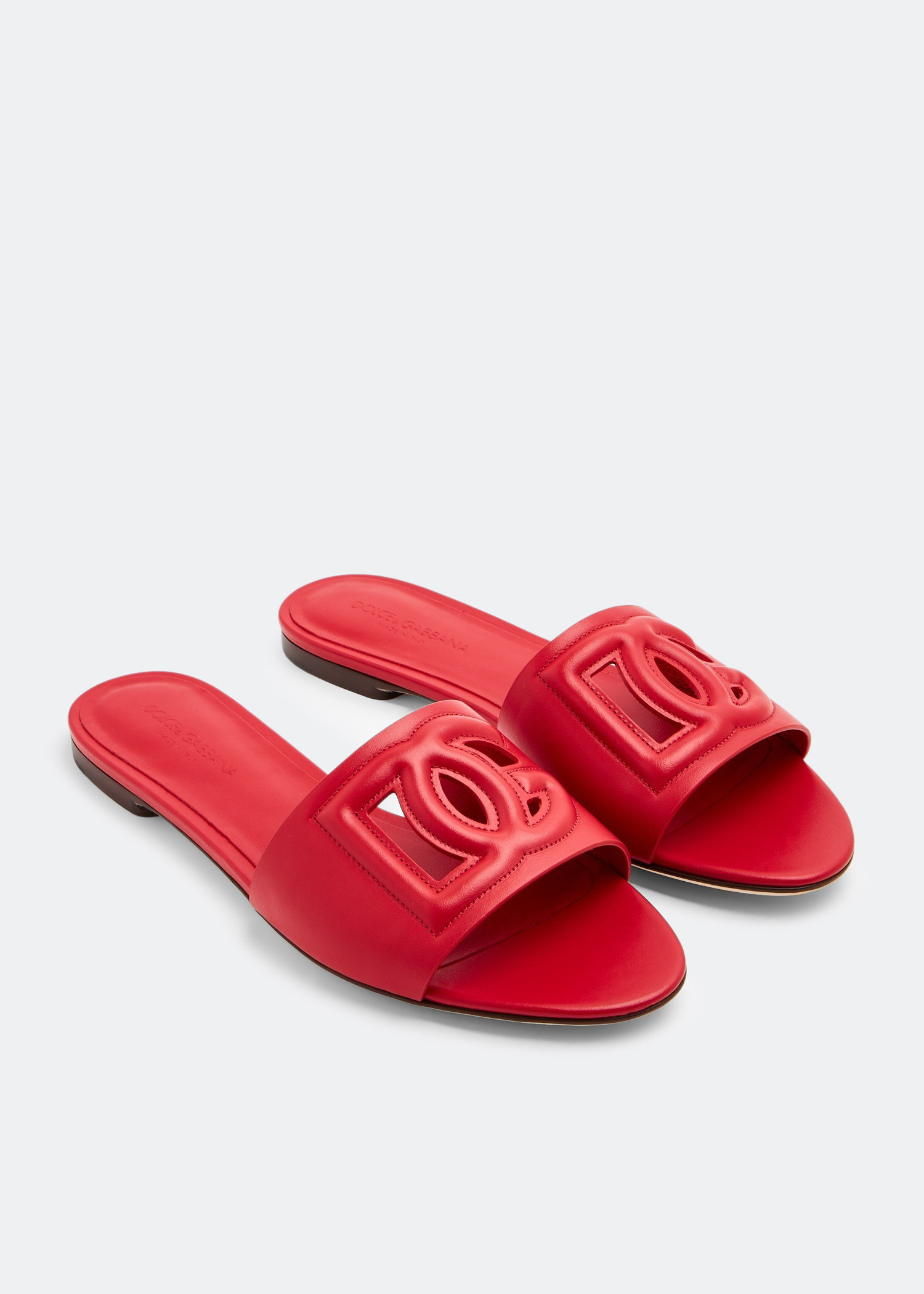 Dolce&Gabbana DG logo flat sandals for Women - Red in UAE