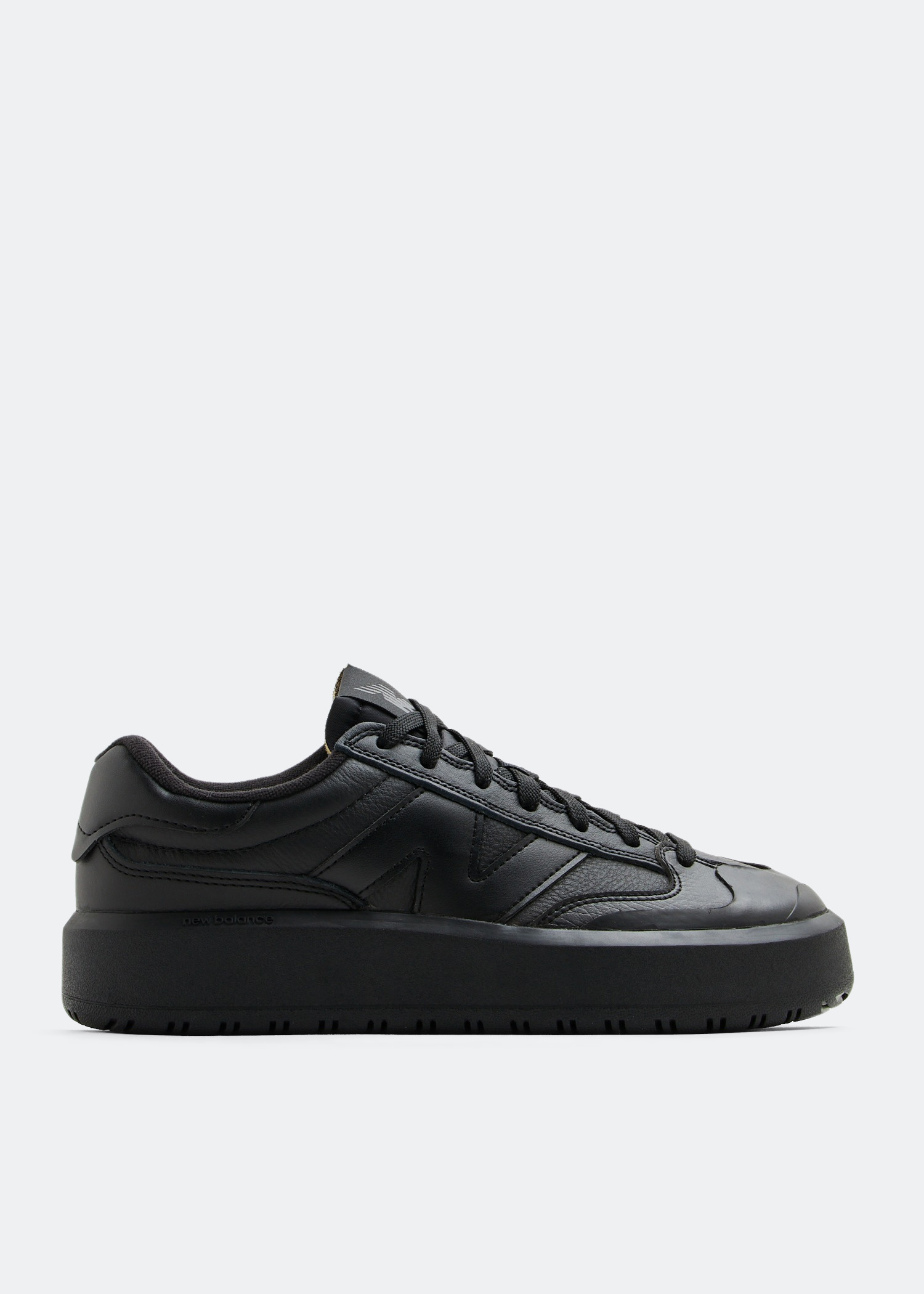 New Balance CT302 sneakers for Women - Black in USA | Level