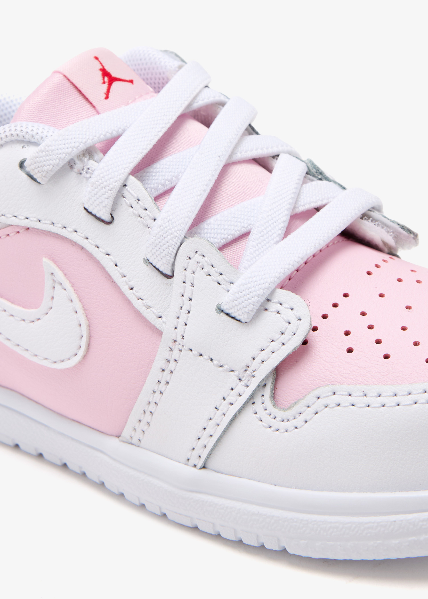 靴 Nike Air Jordan 1 Brooklyn Low Doll Pink Nike Air Jordan 1 Brooklyn Low HF3184-500 Doll Pink Women's