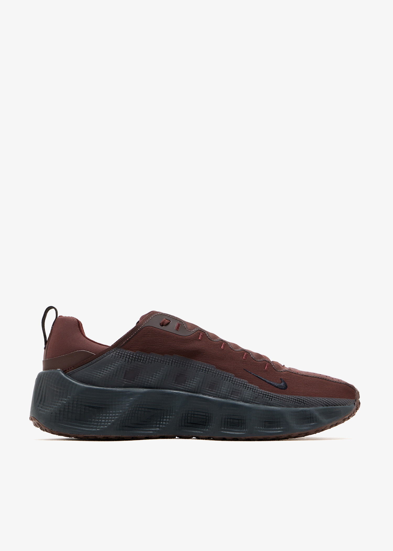 Nike Ava Rover sneakers for Men - Brown in Oman | Level Shoes