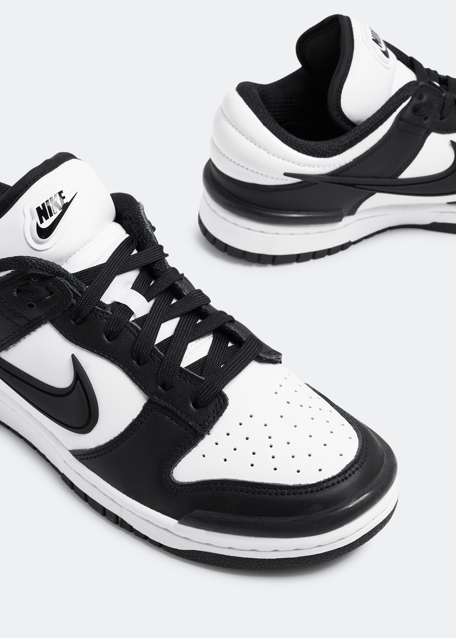 Nike Dunk Low Twist 'Panda' sneakers for Women - Black in USA