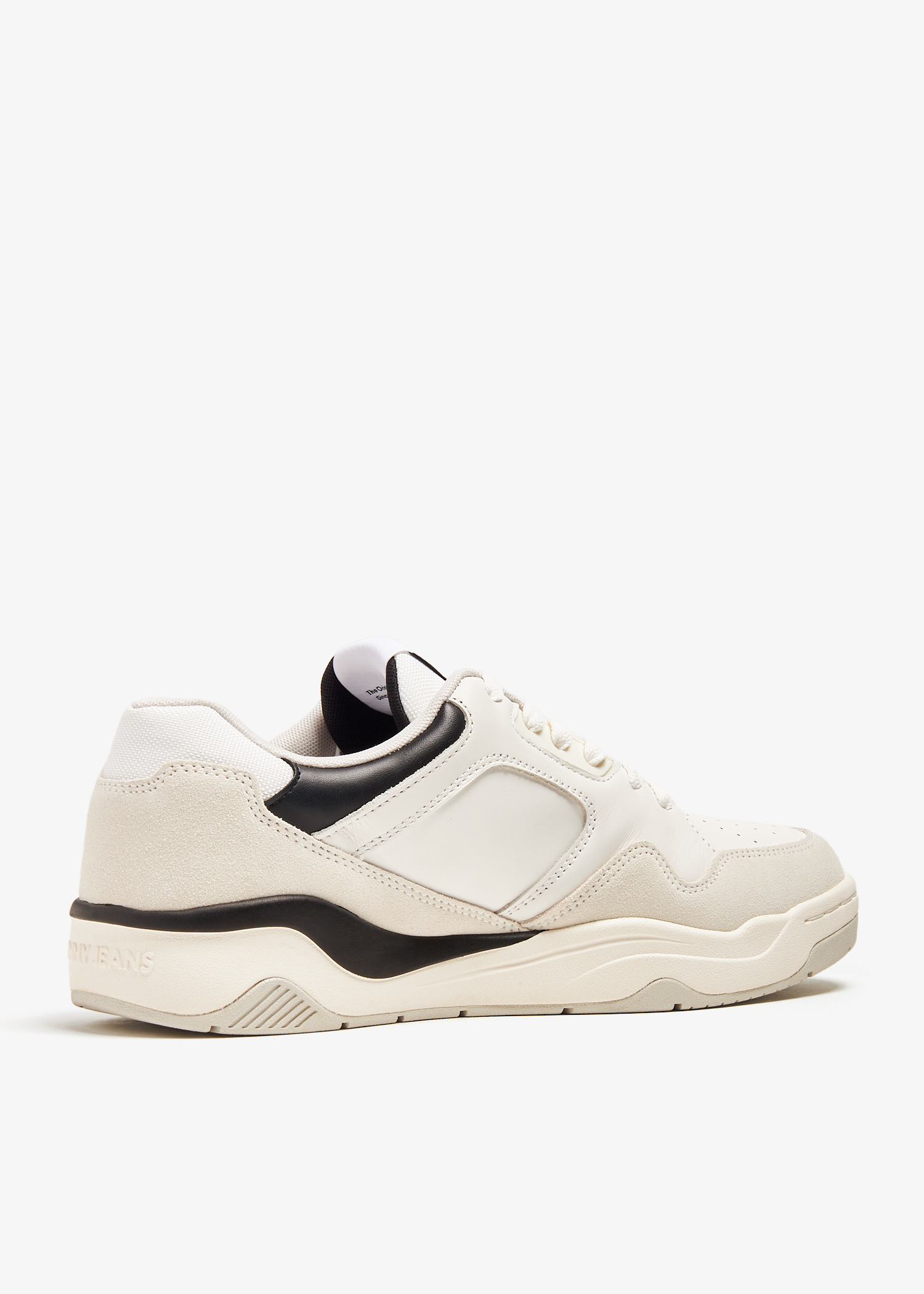 Tommy Hilfiger New Basket sneakers for Men - White in UAE | Level