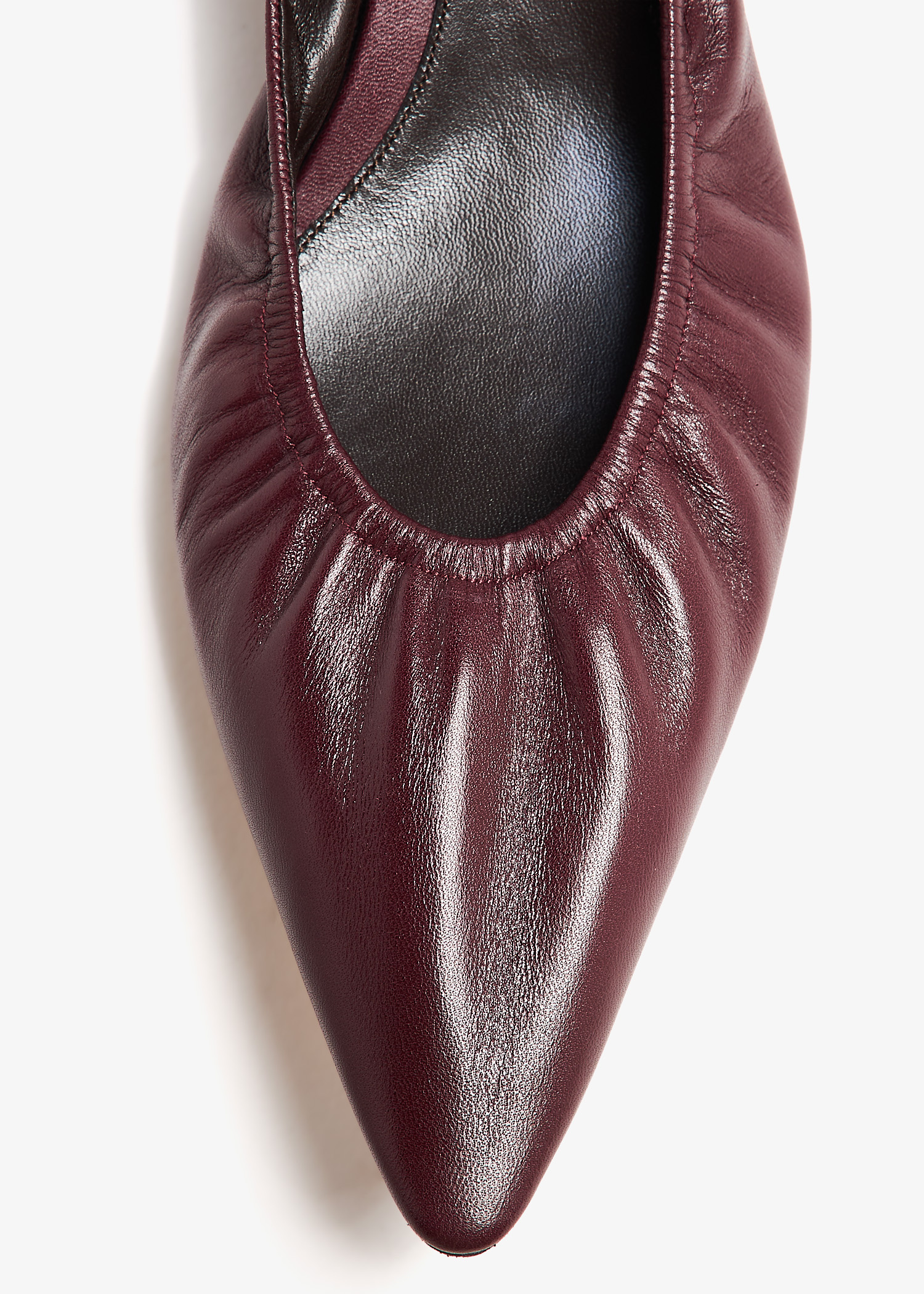 【THE ROW】Liisaサテン製 パンプス Liisa Kitten Heel Black in Leather – The Row