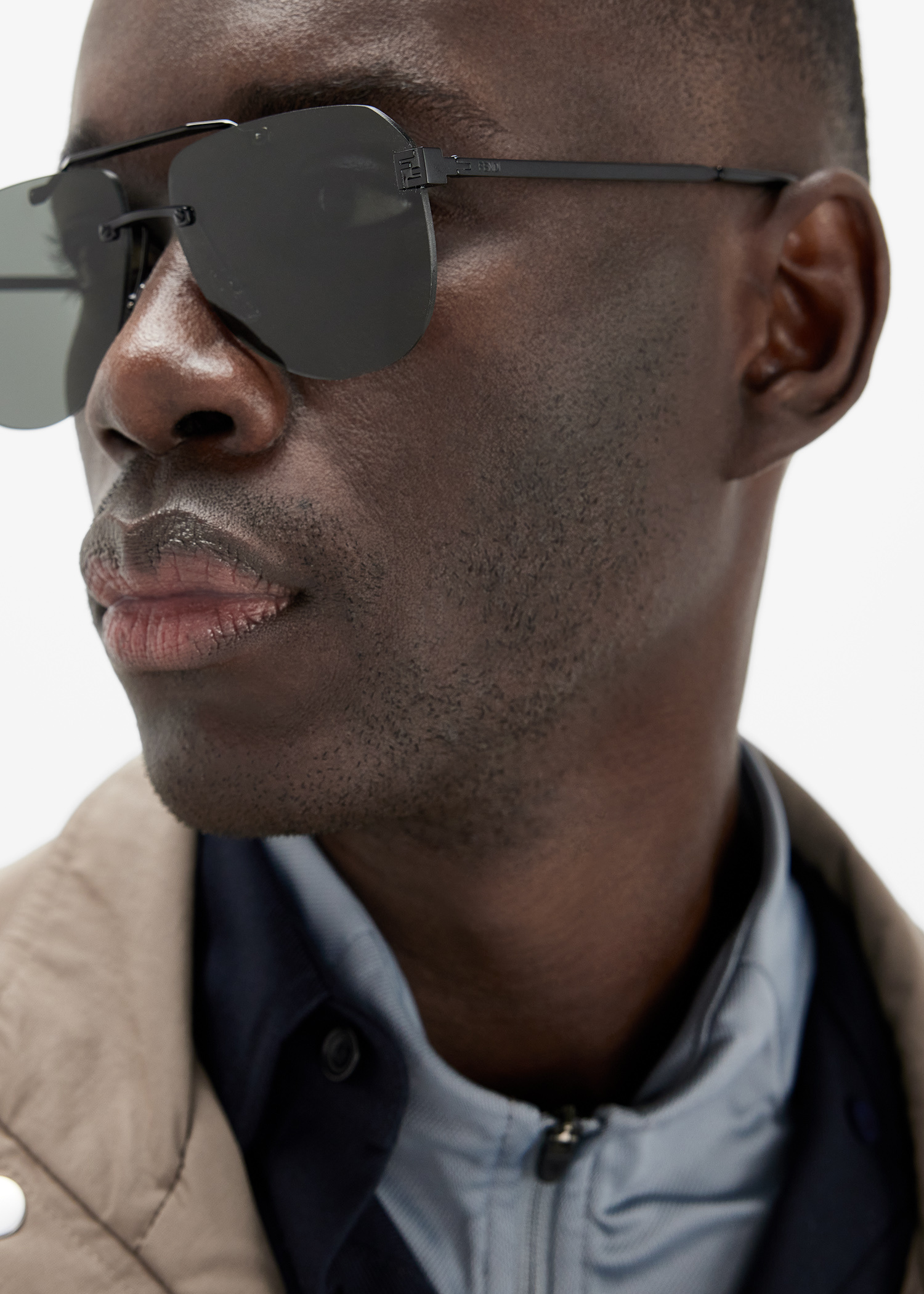 FENDI Fendi Sky pilot sunglasses for Men - Black in USA | Level Shoes