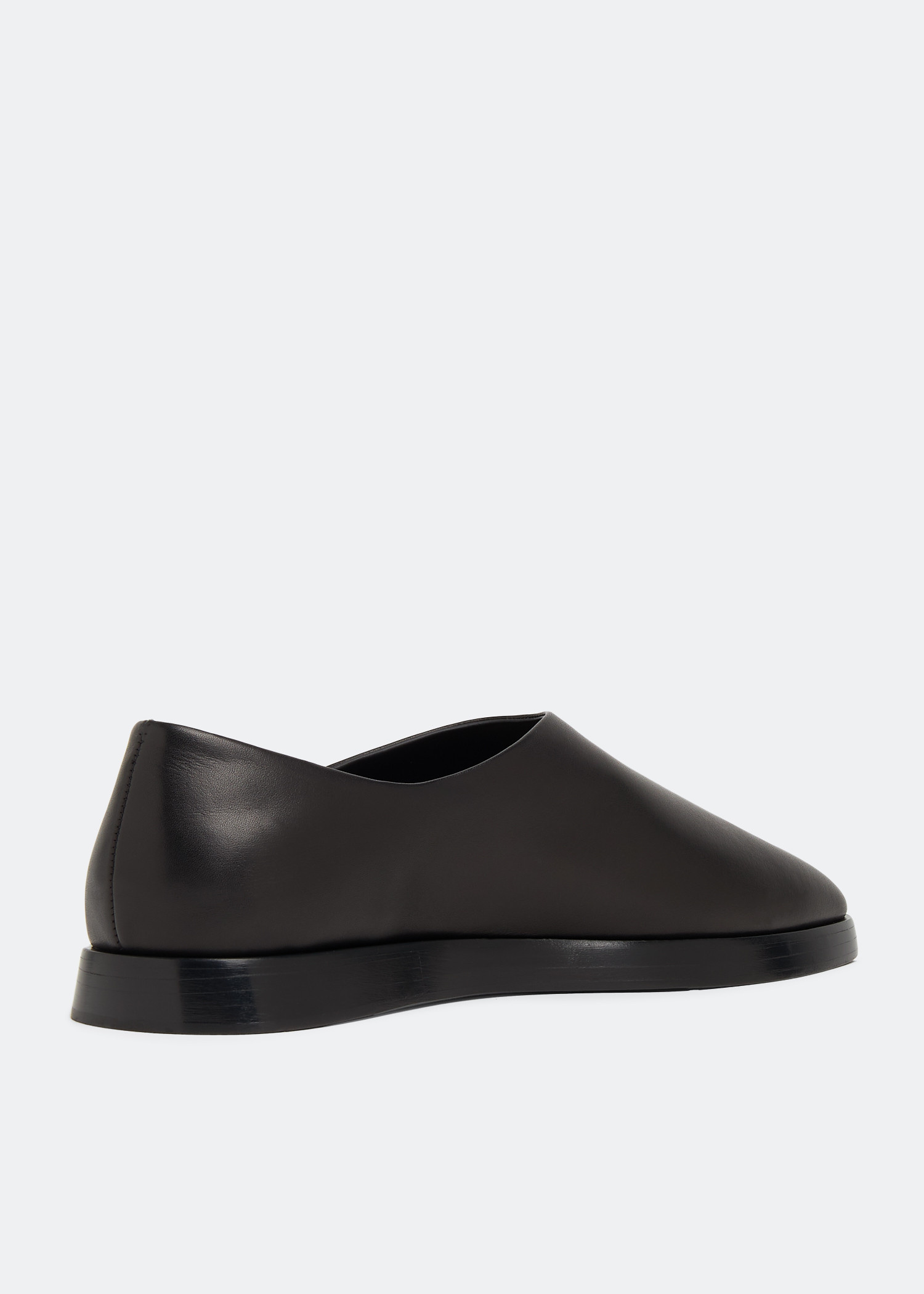 【送料&関税込】Fear of God Slip-on Mules Fear of God Eternal dress mules for Men - Black in KSA