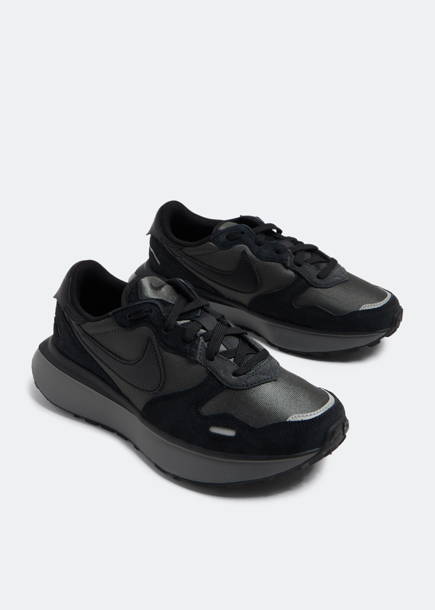 Nike Phoenix Waffle sneakers for Women - Black in USA