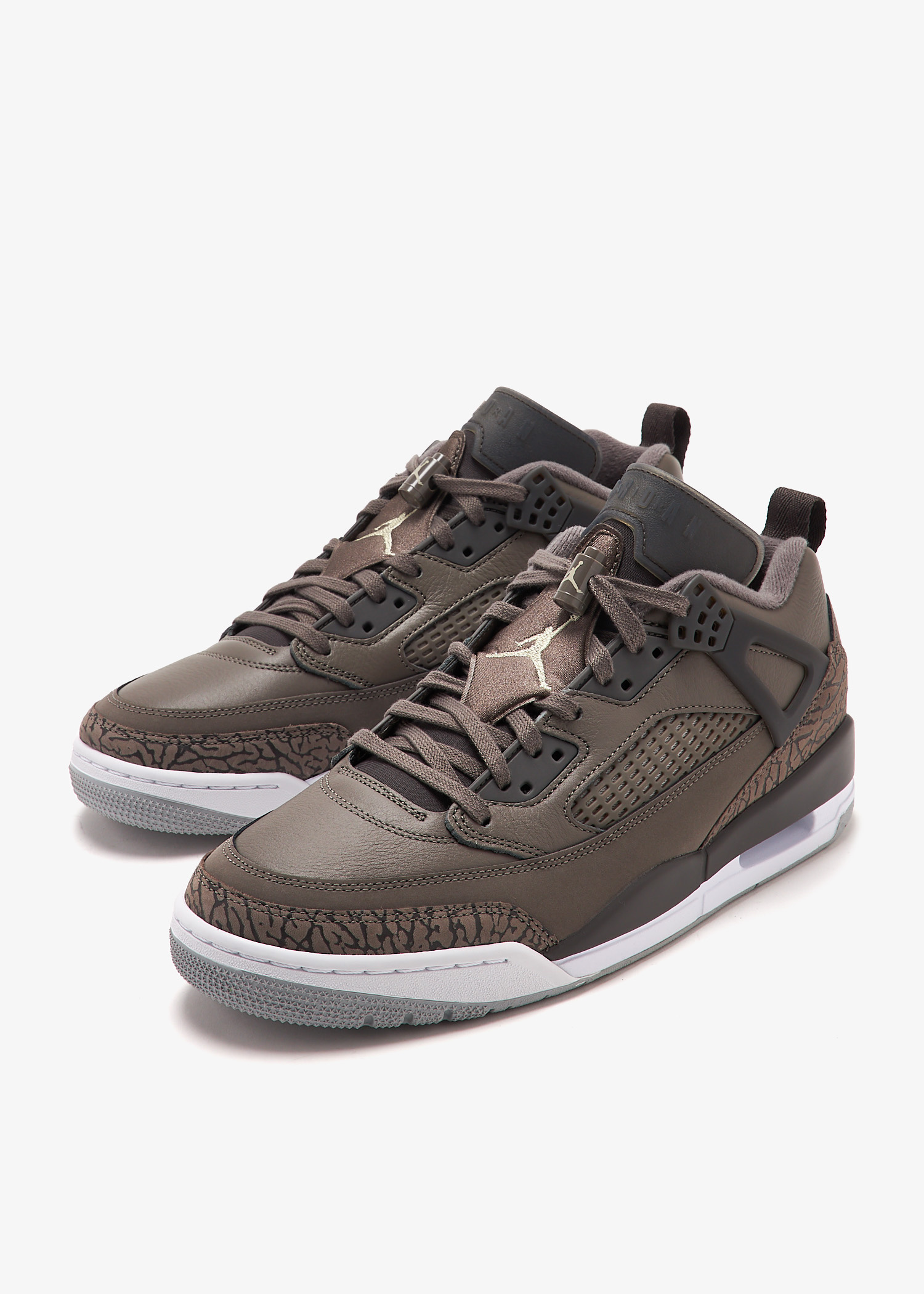Nike Jordan Spizike Low sneakers for Men - Grey in UAE