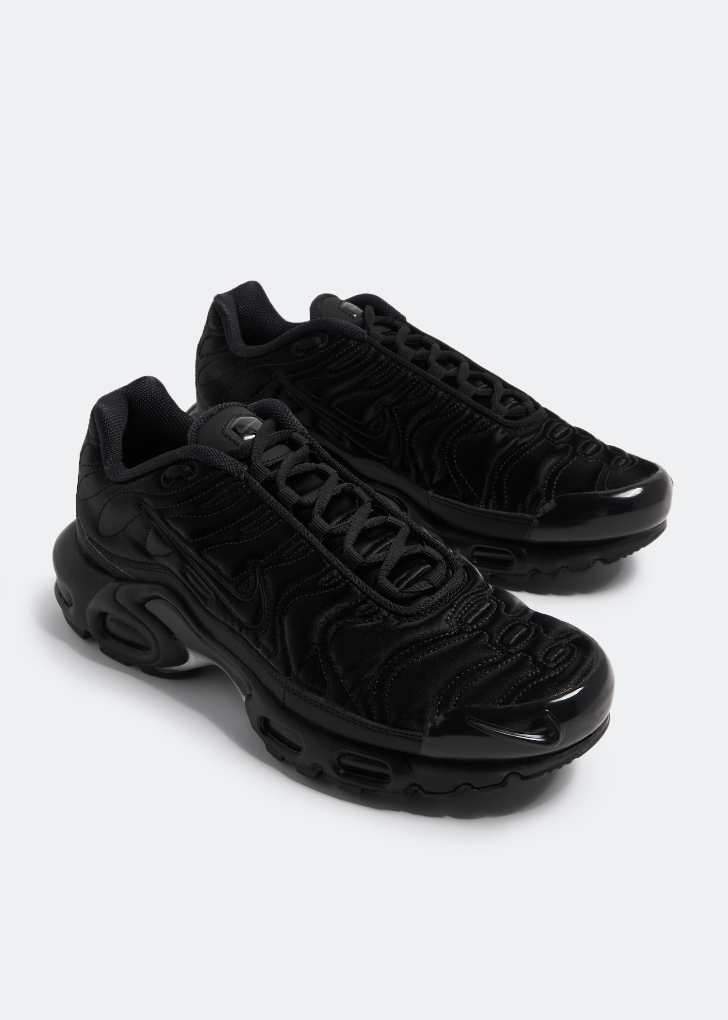 Nike Air Max Plus 'Black' sneakers for Women - Black in Qatar