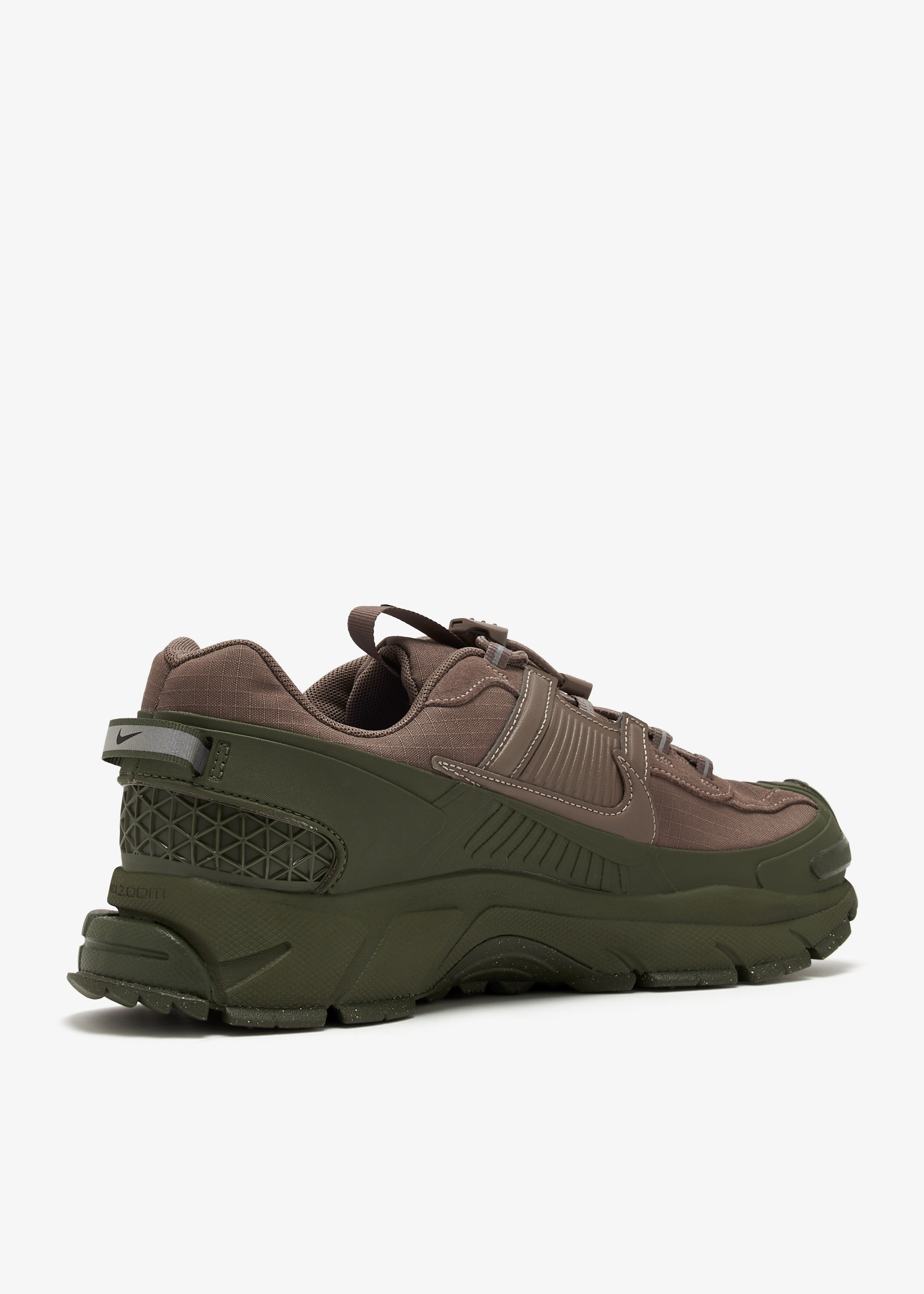 Nike Nike Zoom Vomero Roam 'Mink' sneakers for Men - Brown in USA