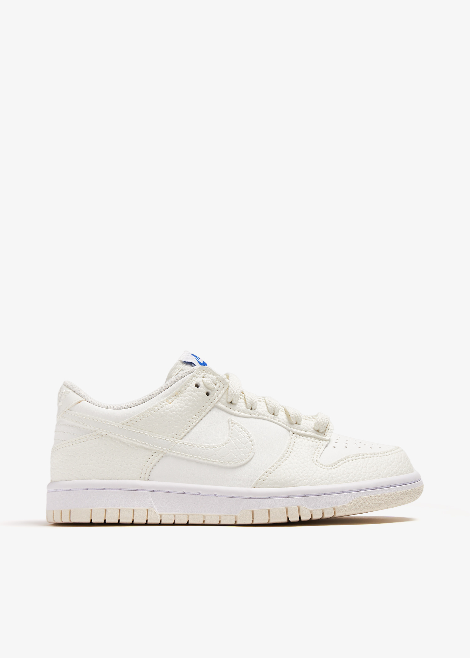 NIKE★WMNS DUNK LOW★WHITE/SAIL/WHITE Nike Dunk Low 'Sail/White' sneakers for Girl - Cream in