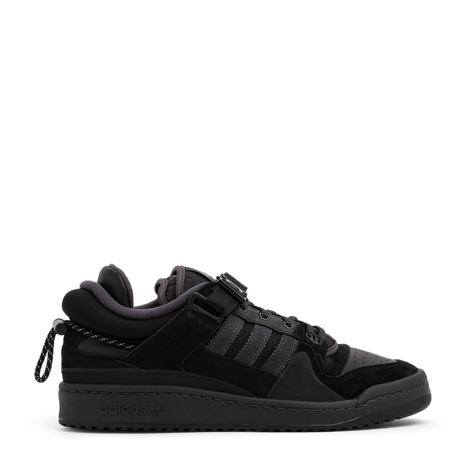 美品　Bud Bunny ×  Forum 84 Low Black adidas Bad Bunny Forum sneakers for Women - Black in USA | Level Shoes
