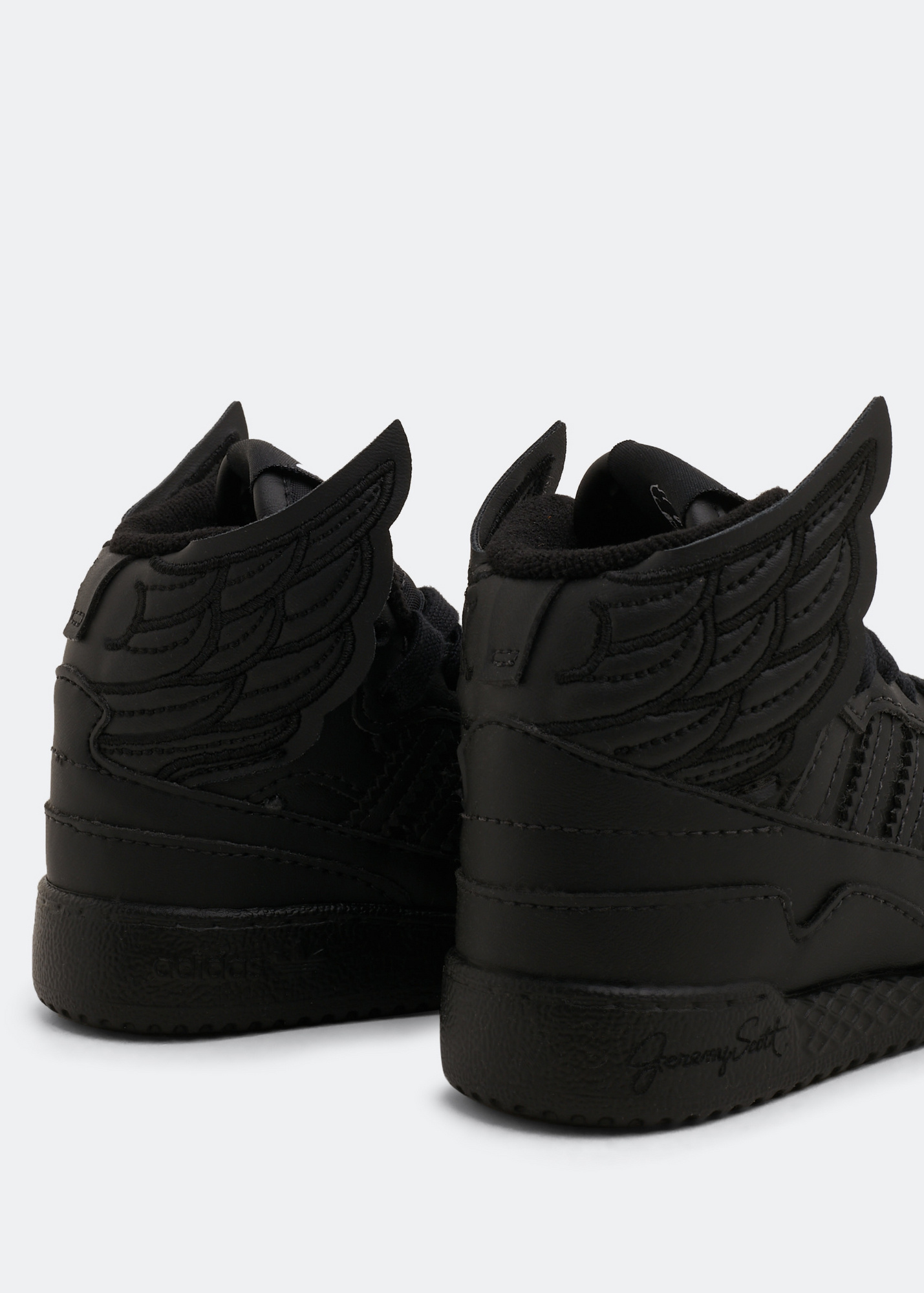 adidas x Jeremy Scott Edition Wings 4.0 sneakers for Baby - Black in USA |  Level Shoes