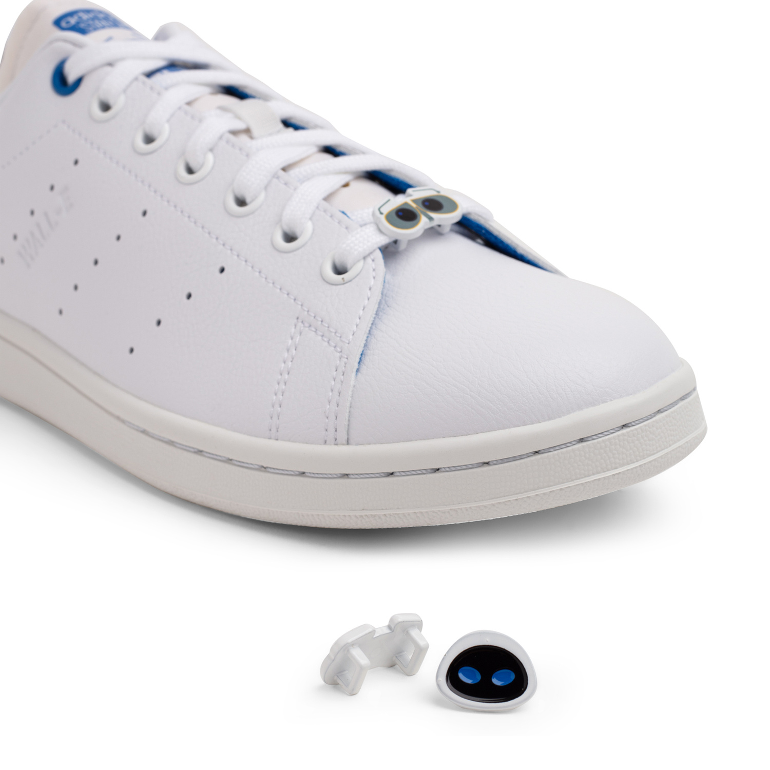adidas x Disney Wall-E Stan Smith sneakers for Men - White in UAE 