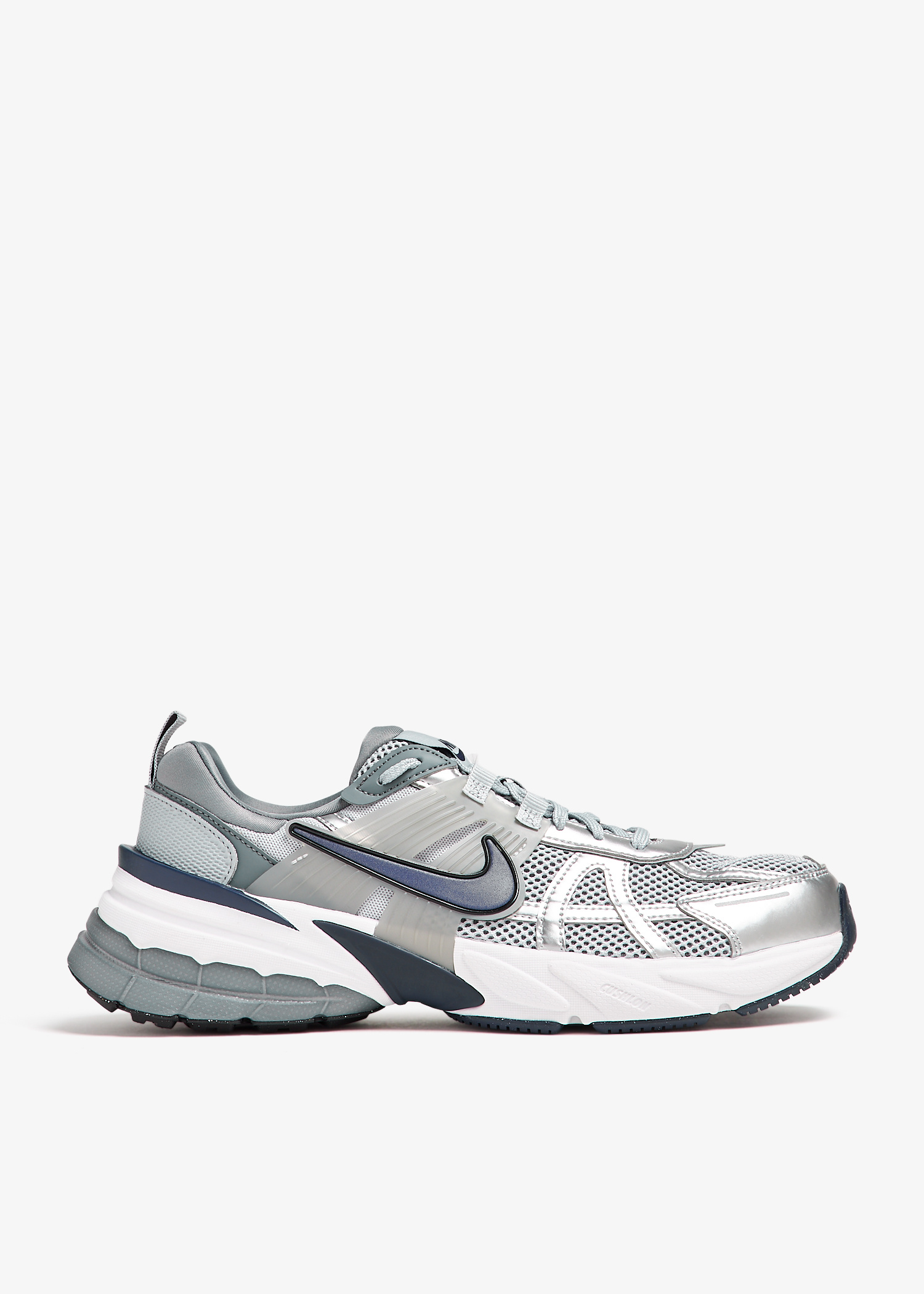 NIKE DBREAK グレージュ✖️アイボリー24cm NIKE V2K RUN ナイキ ラン メンズ SUMMIT WHITE/METALLIC SILVER