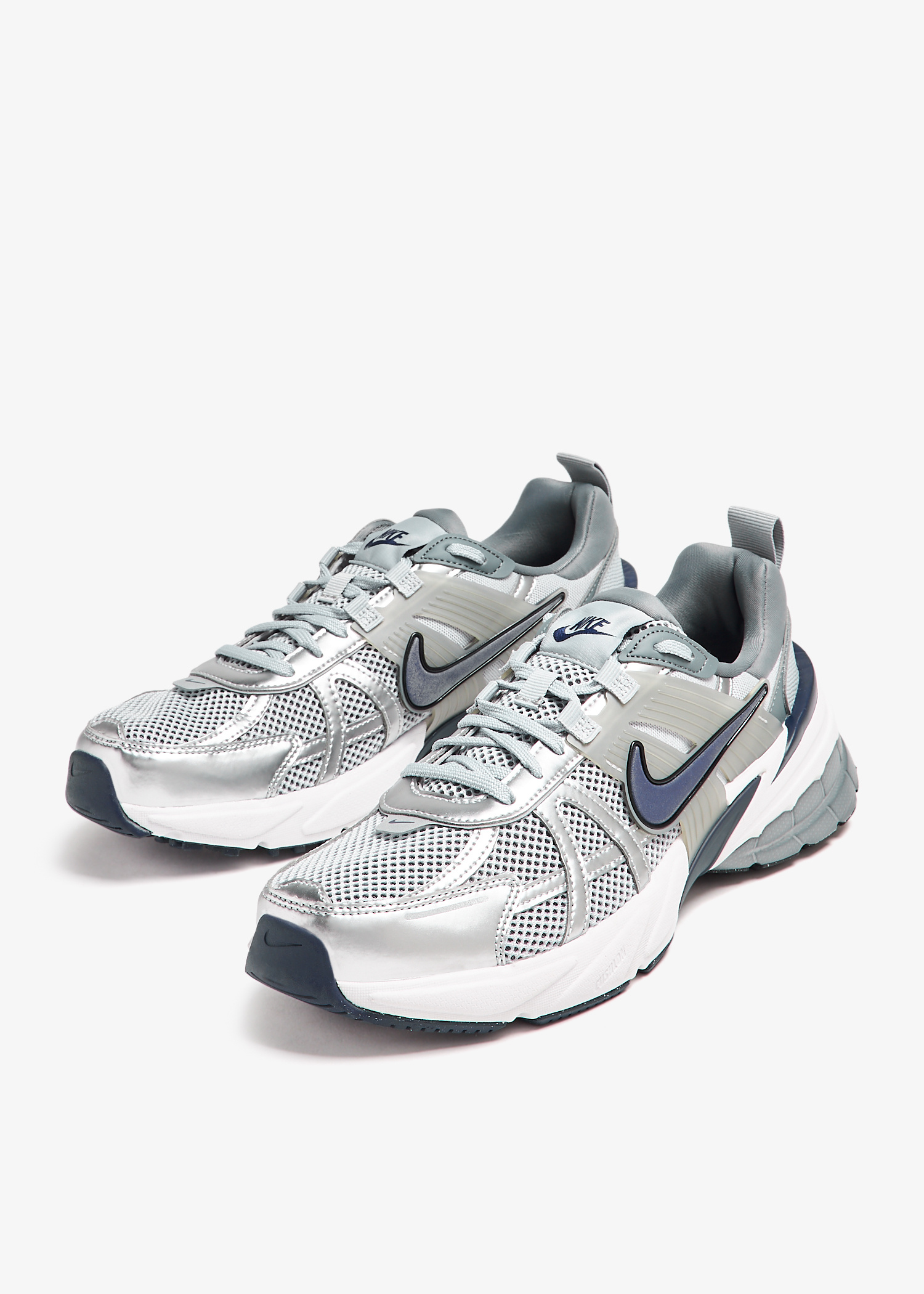Nike V2K Run sneakers for Men - Grey in Qatar | Level Shoes