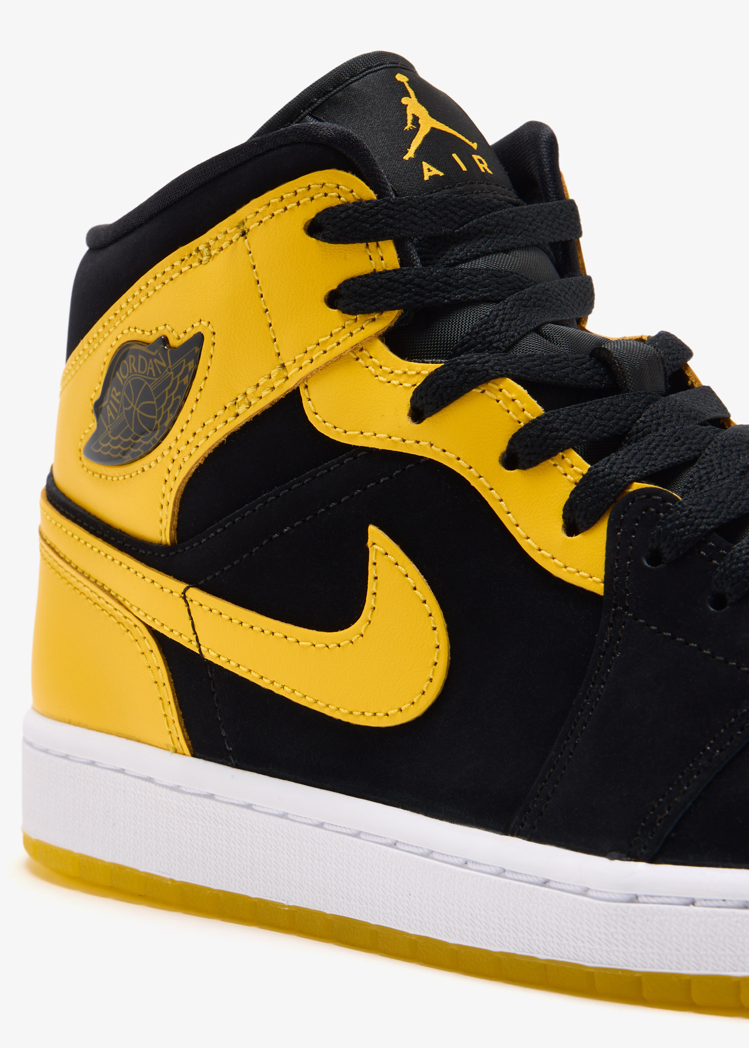 Nike Air Jordan 1 Mid 'New Love' sneakers for Men - Yellow
