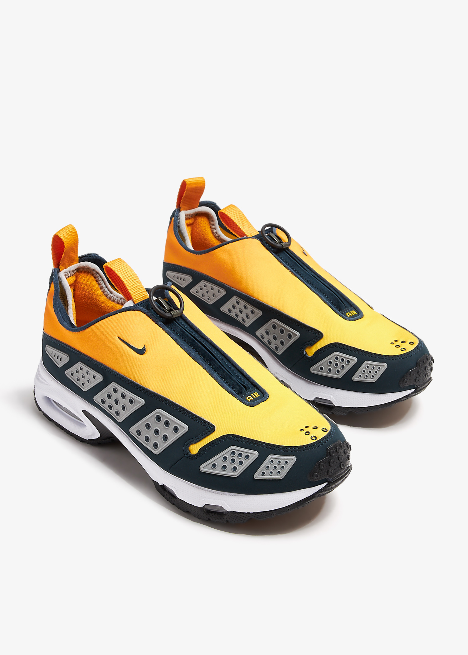 Nike Air Max SNDR sneakers for Women - Orange in UAE | Level